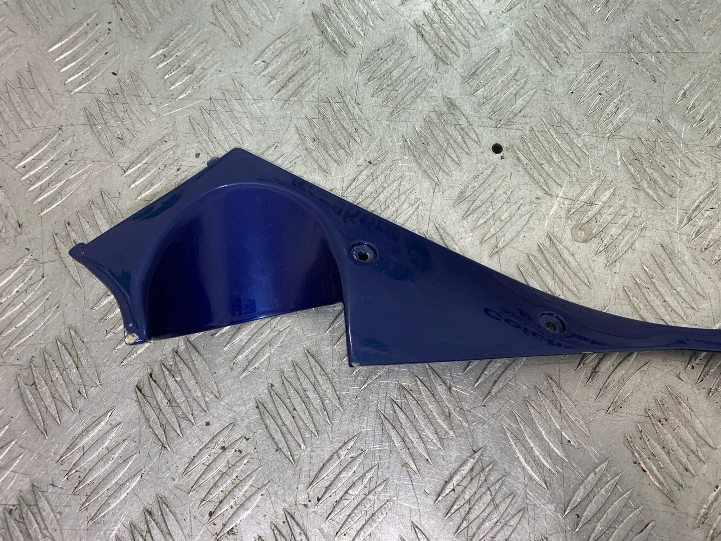 KAWASAKI ZZR1100 D LEFT & RIGHT INNER INFILLS  V-PIECE YEAR 1993-2001 (CMB1289)