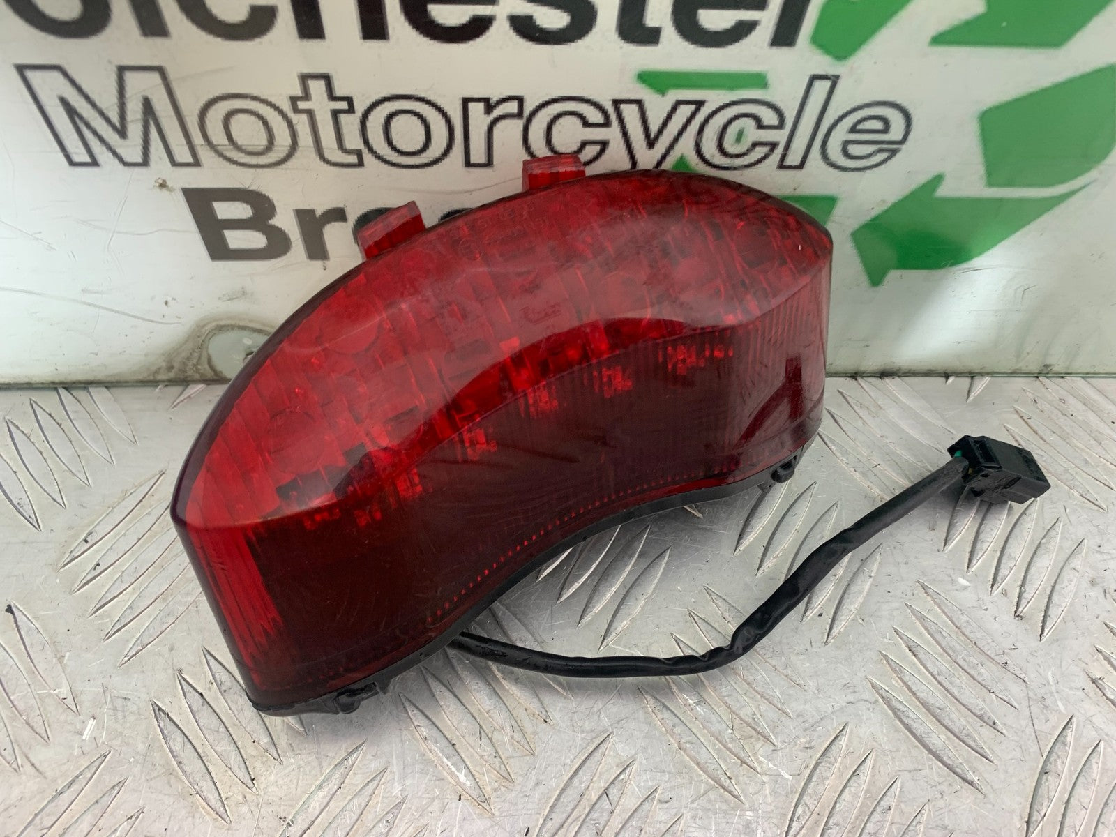 TRIUMPH 675 STREET TRIPLE R REAR LIGHT  YEAR 2012 (CMB1221)
