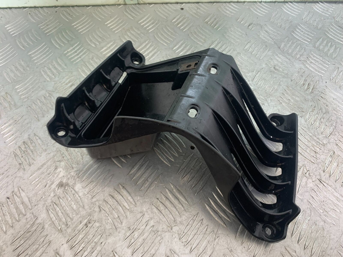 YAMAHA XT125 X XT 125 X INNER INFILL PANEL  2005-2011 (CMB1097)