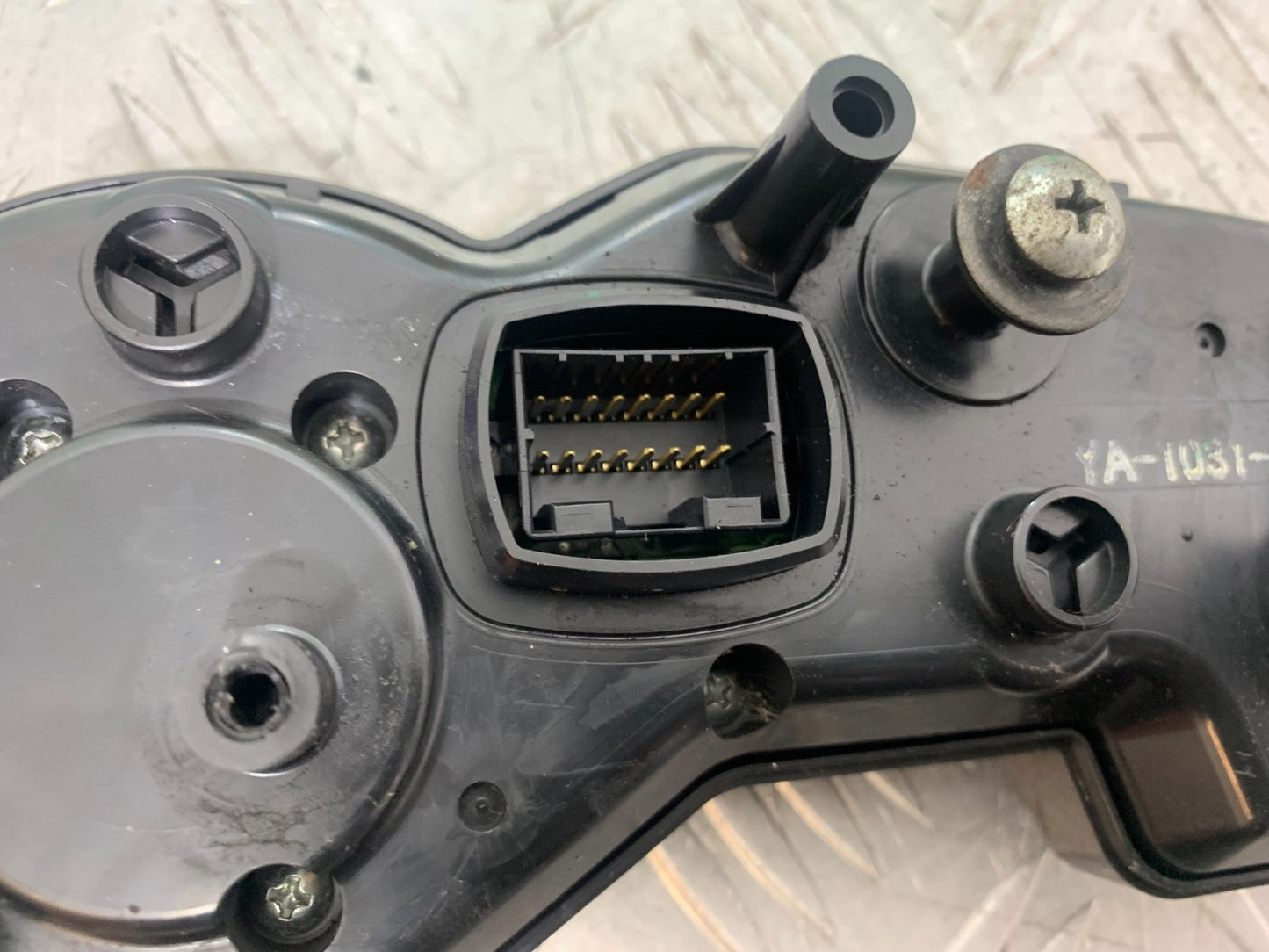 YAMAHA XJ6 XJ6-S CLOCKS SPEEDO DASH   YEAR 2009-2015  (CMB1212)