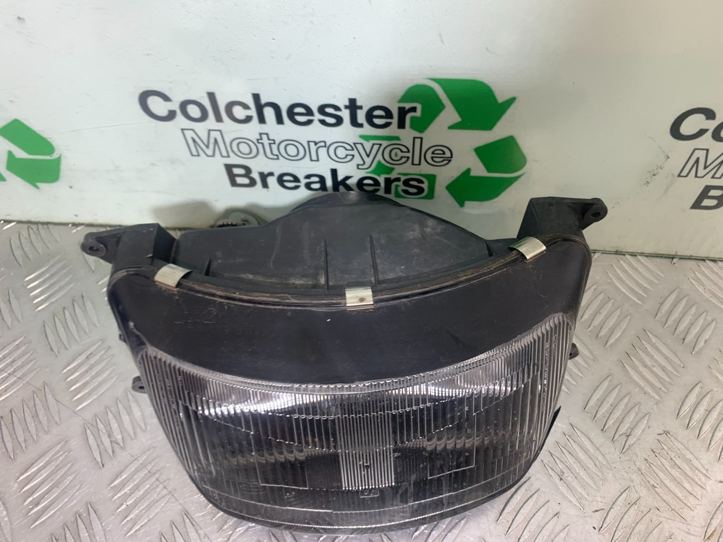 KAWASAKI ZZR1100 D HEADLIGHT   YEAR 1993-2001 (CMB1164)