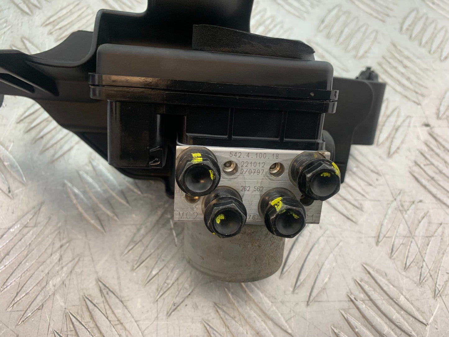 DUCATI 937 MONSTER ABS PUMP   YEAR 2021-2024 (CMB1270)