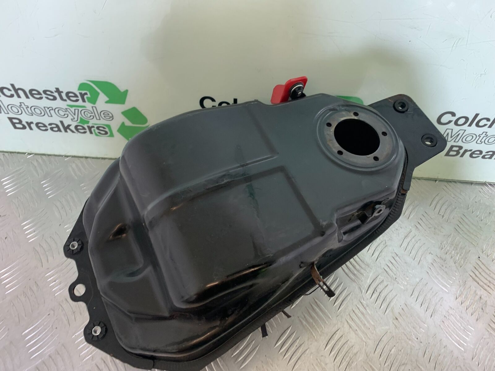 BENELLI BN125 BN 125 PETROL TANK   YEAR 2018-2021 (CMB1080)