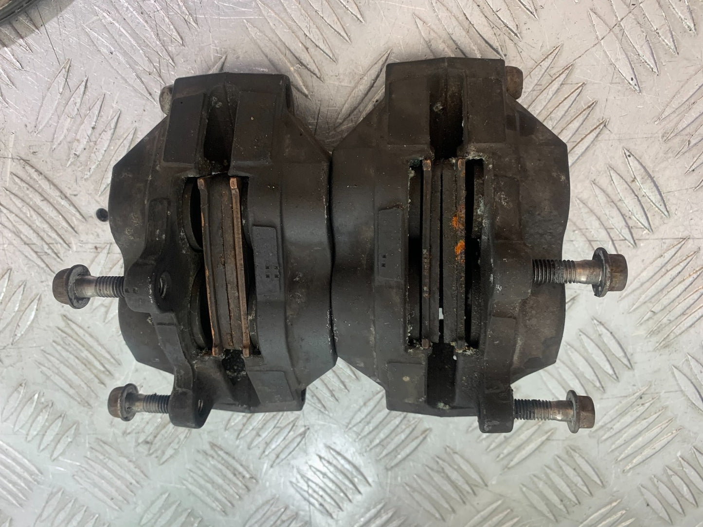 SUZUKI GSXR600 GSXR 600 K1 K2 K3 FRONT BRAKE CALIPERS 1999-03 (CMB1284)