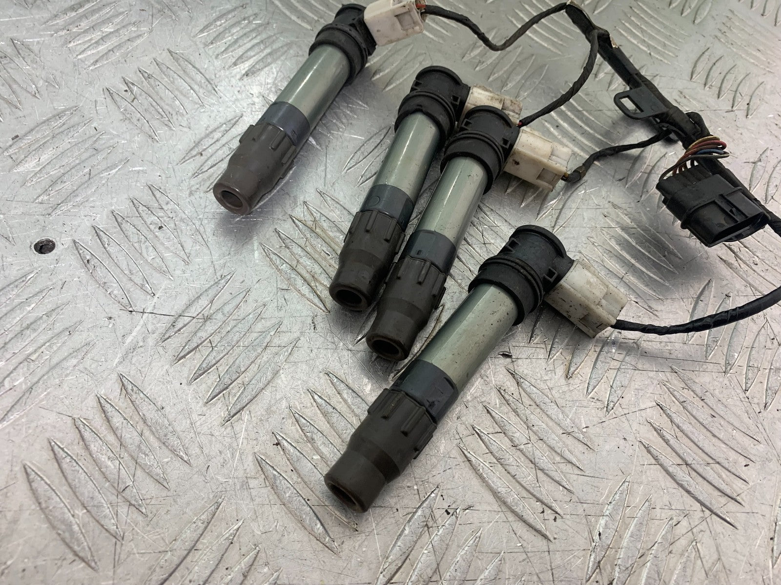 HONDA CBR1000 rr FIREBLADE COILS  2012-2016 (CMB1280)