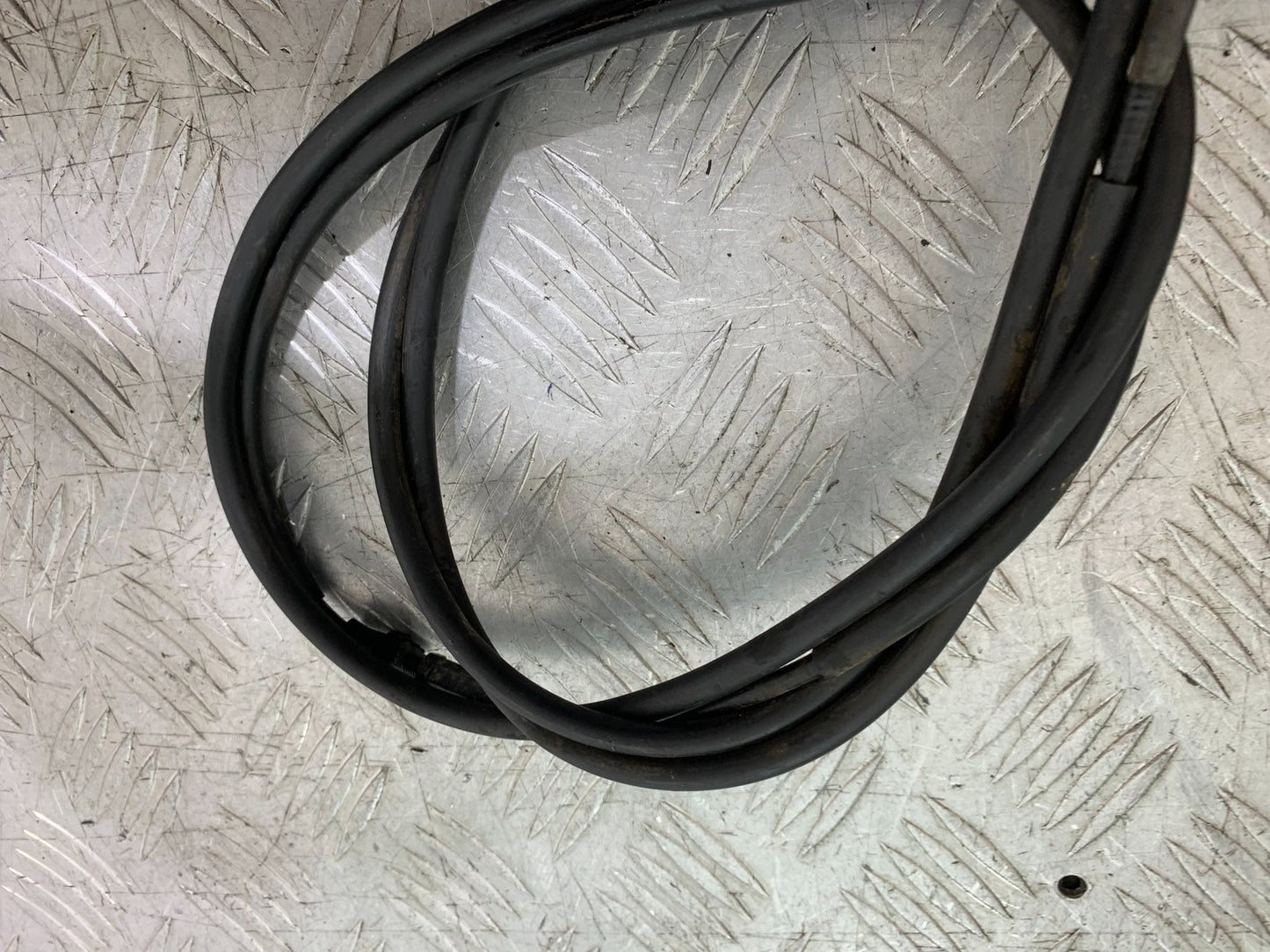TRIUMPH 955I SPRINT RS THROTTLE AND CABLES  YEAR 1999-03 (CMB1313)