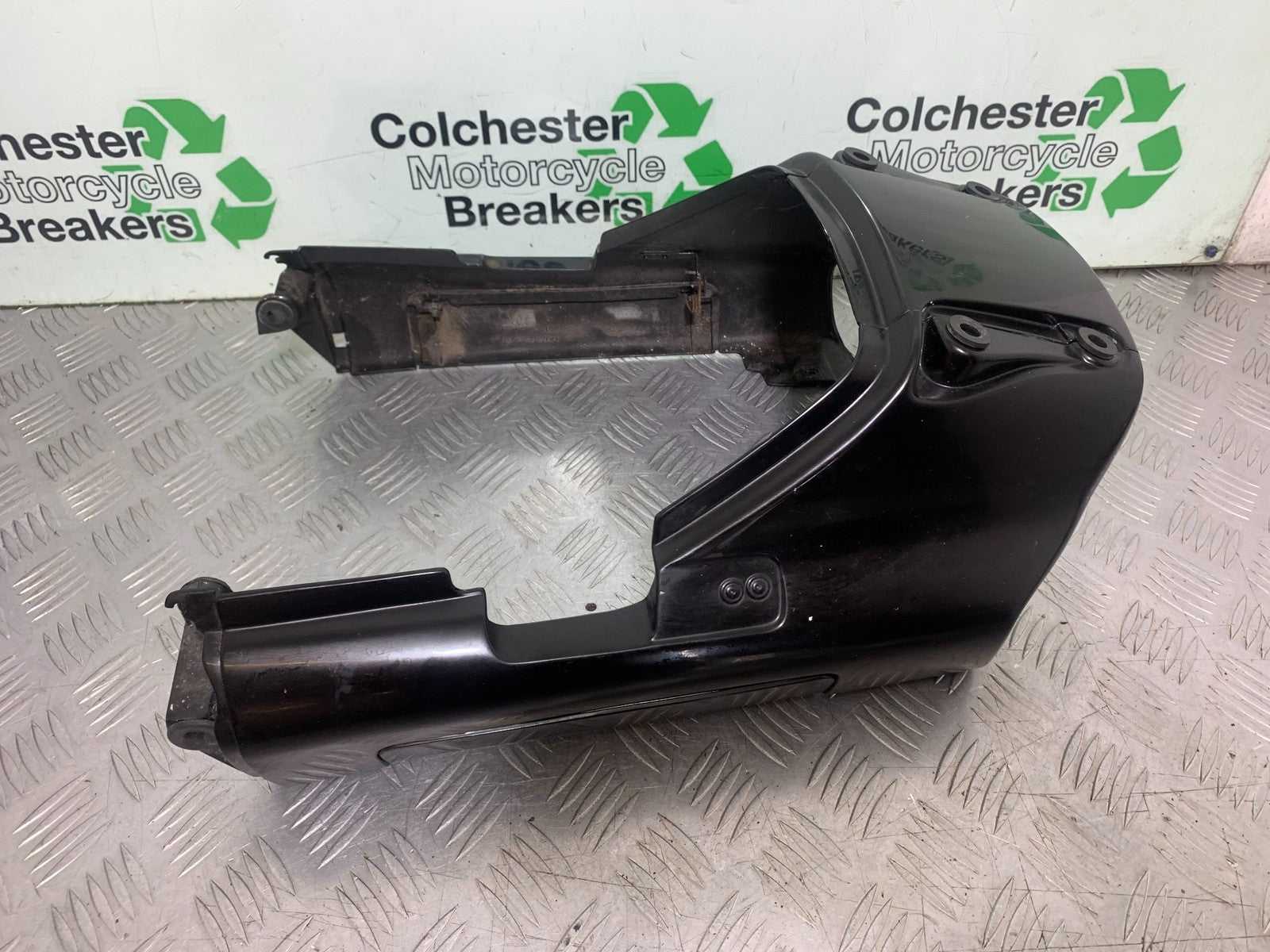 HONDA ST1100 PAN EUROPEAN TAIL PIECE YEAR 1993-2001 (CMB1195)