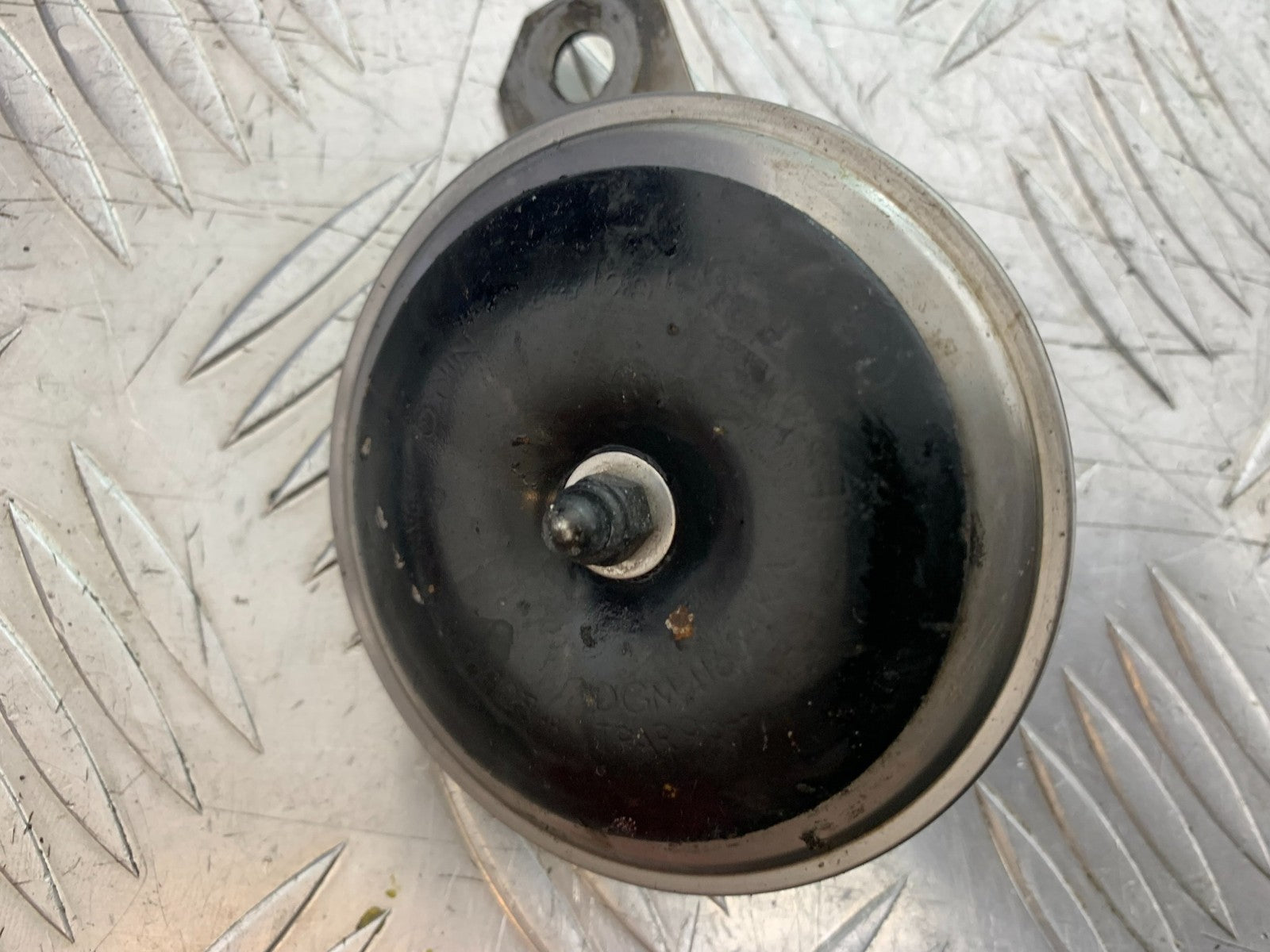 SUZUKI GSF1200 GSF 1200 BANDIT HORN   YEAR 2001-2004 (CMB1188)