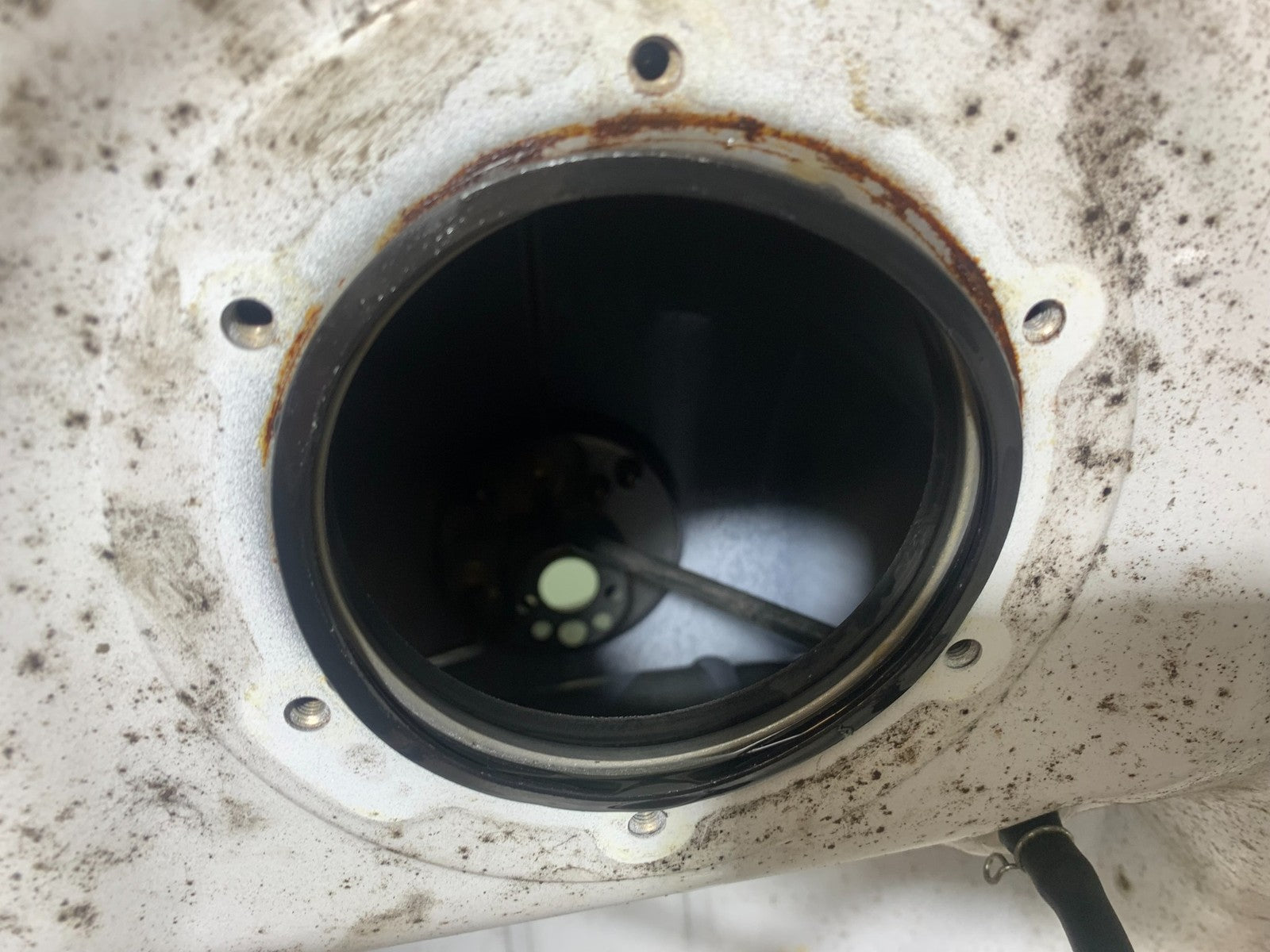 YAMAHA XJ6 XJ6-S PETROL TANK  YEAR 2009-2015  (CMB1212)