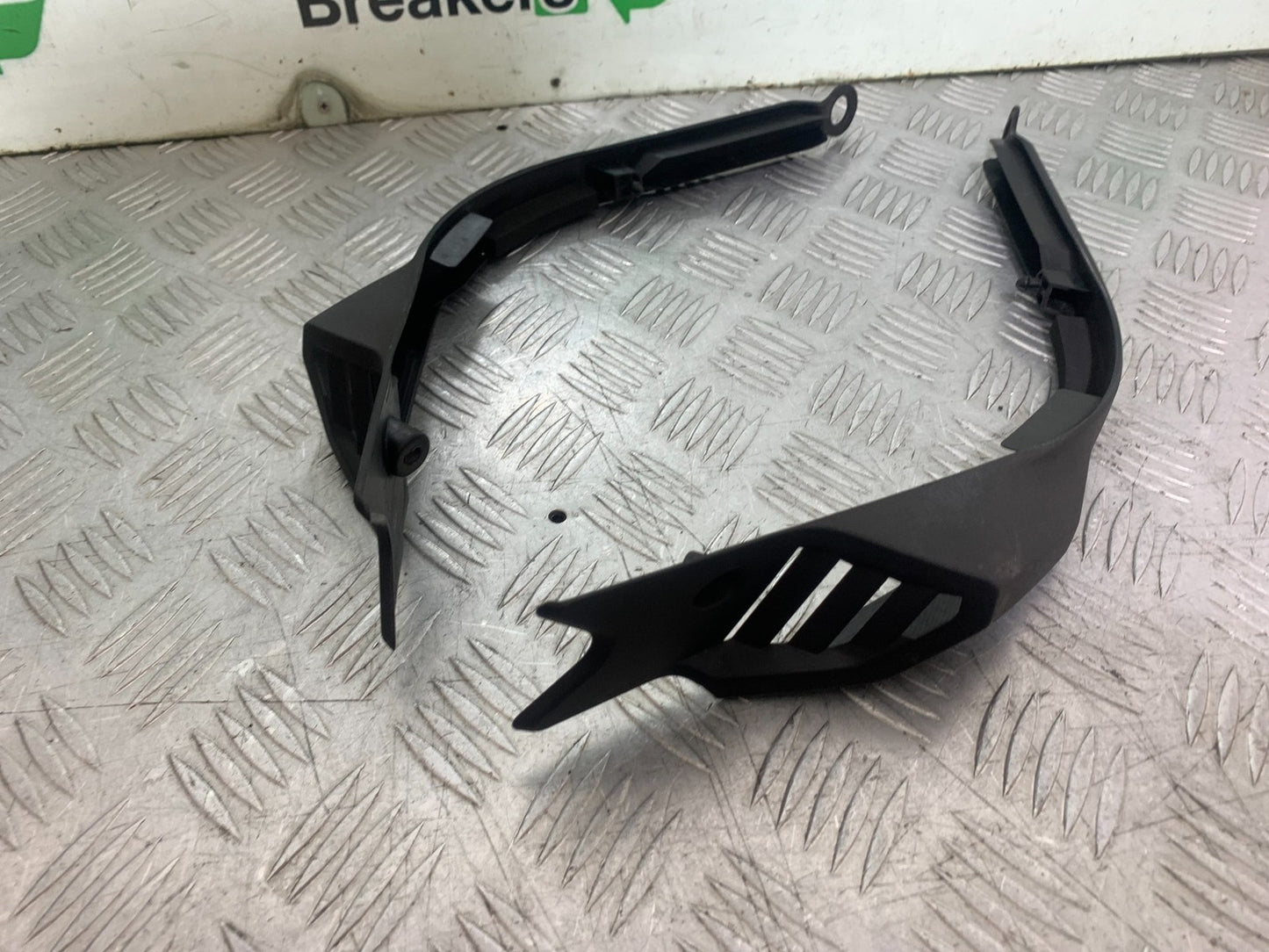 KAWASAKI ER6 N LEFT AND RIGHT INFILL COVERS   YEAR 2012-2017 (CMB1324)