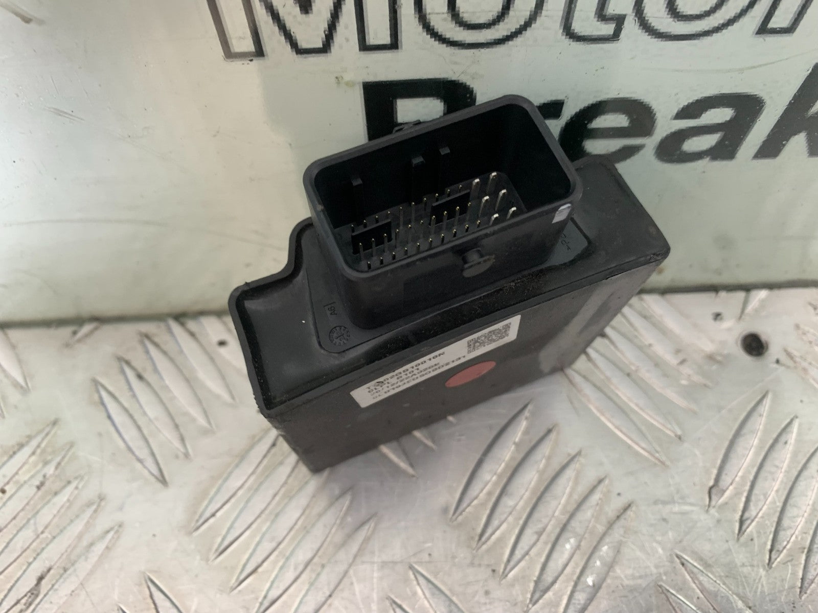 BSA 650 GOLD STAR ECU LOCKS KEY YEAR 2022-2025 (CMB1262)