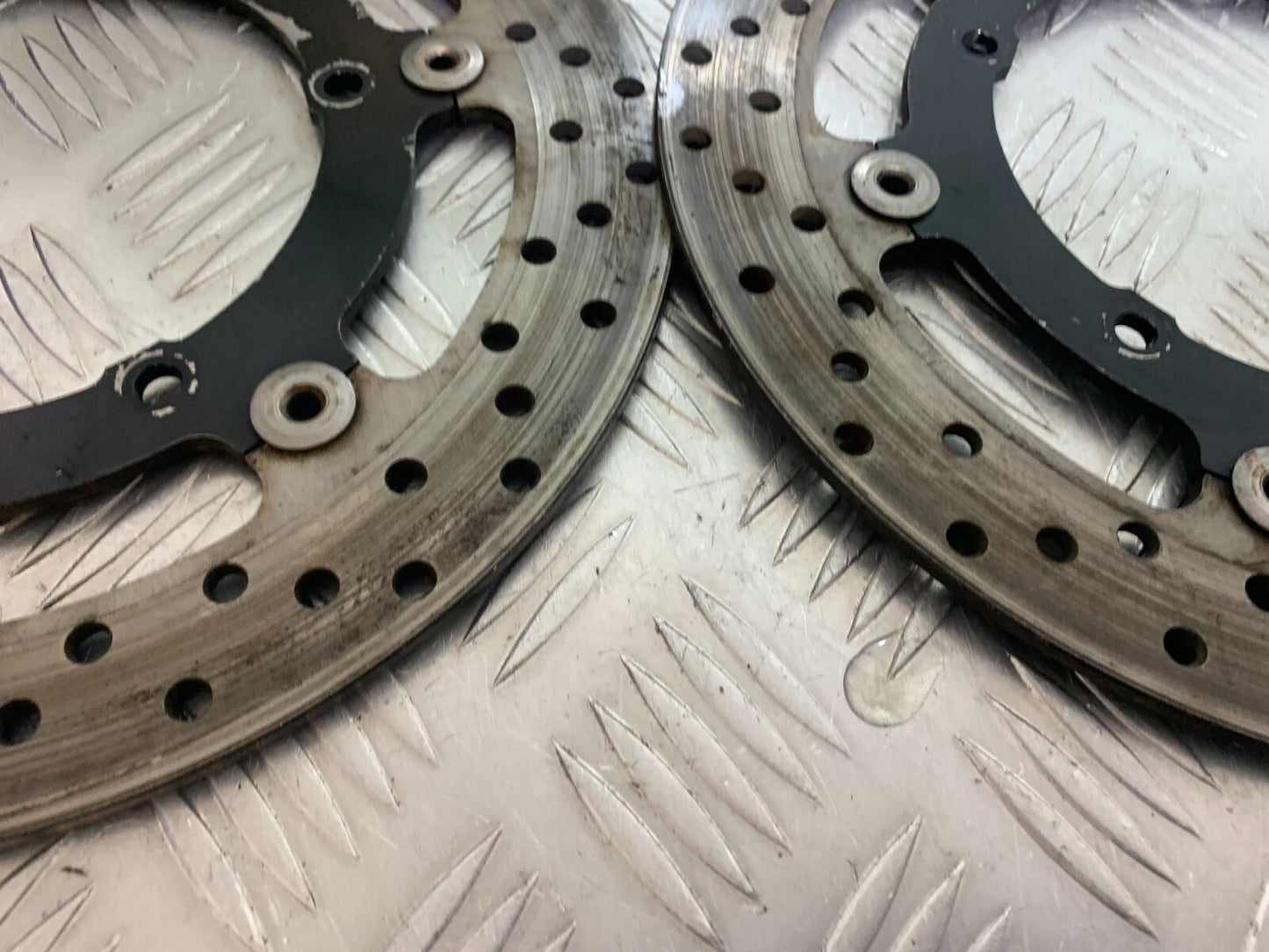 YAMAHA XJ6 XJ6-S FRONT BRAKE DISCS YEAR 2009-2015  (CMB1070)