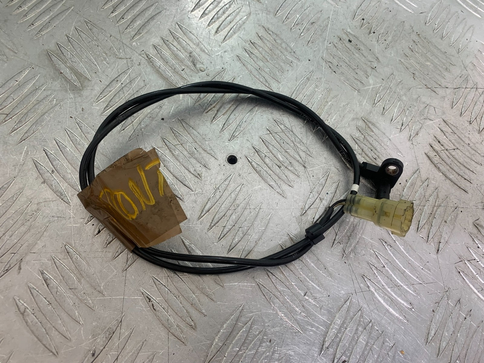 TRIUMPH 675 STREET TRIPLE FRONT ABS SENSOR   2013-2016 (CMB1186)