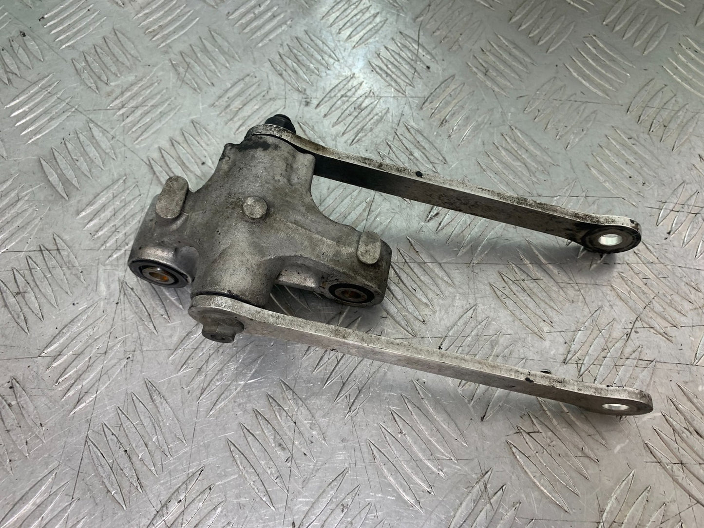 KAWASAKI ZX10R ZX10 R REAR SHOCK LINKAGE   2008-2010 (CMB1206)