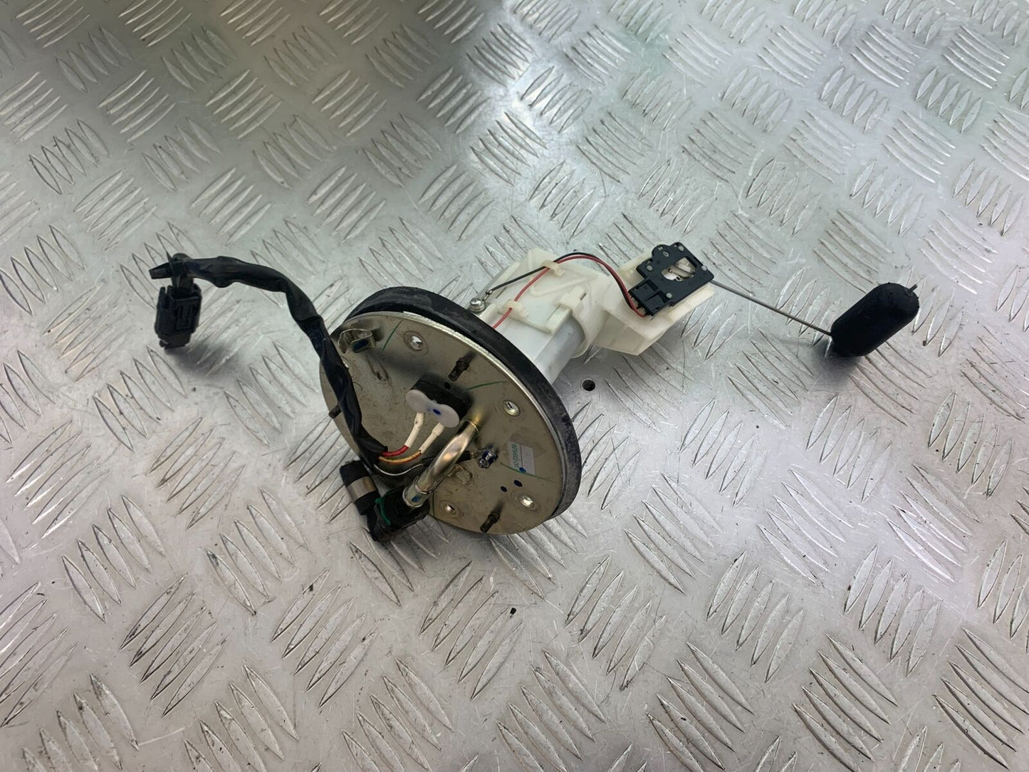 HONDA CB650 F CB 650 FA-H PETROL PUMP   YEAR 2017- 2019 (CMB1087)