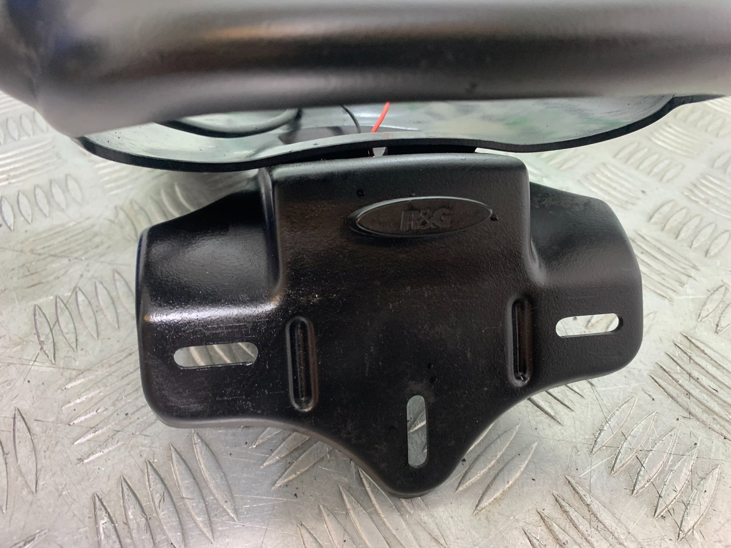 TRIUMPH SPEED TRIPLE R 1050 TAIL TIDY AND NDICATORS   2009 (CMB1183)