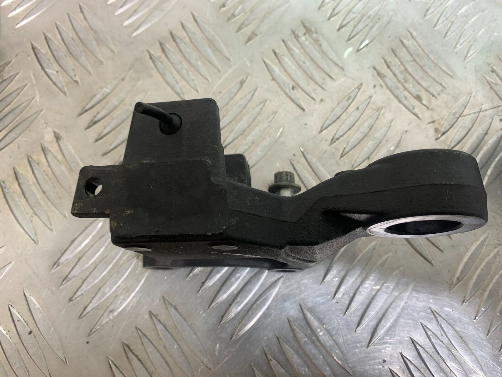 HARLEY DAVIDSON XL883 N IROD REAR CALIPER BRACKET   YEAR 2020  (CMB1116)