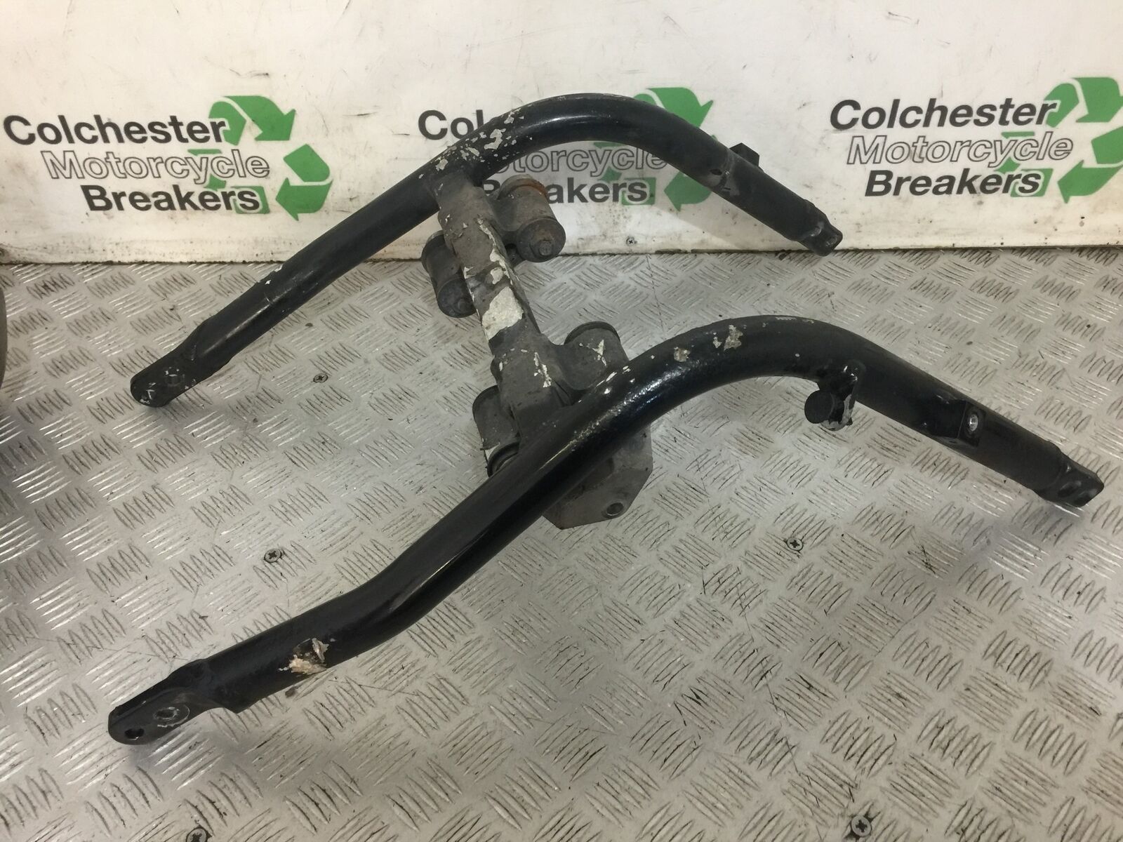 KAWASAKI ZZR1200 ZZR 1200 FRAME RAIL   2002-2005 (STOCK 745)