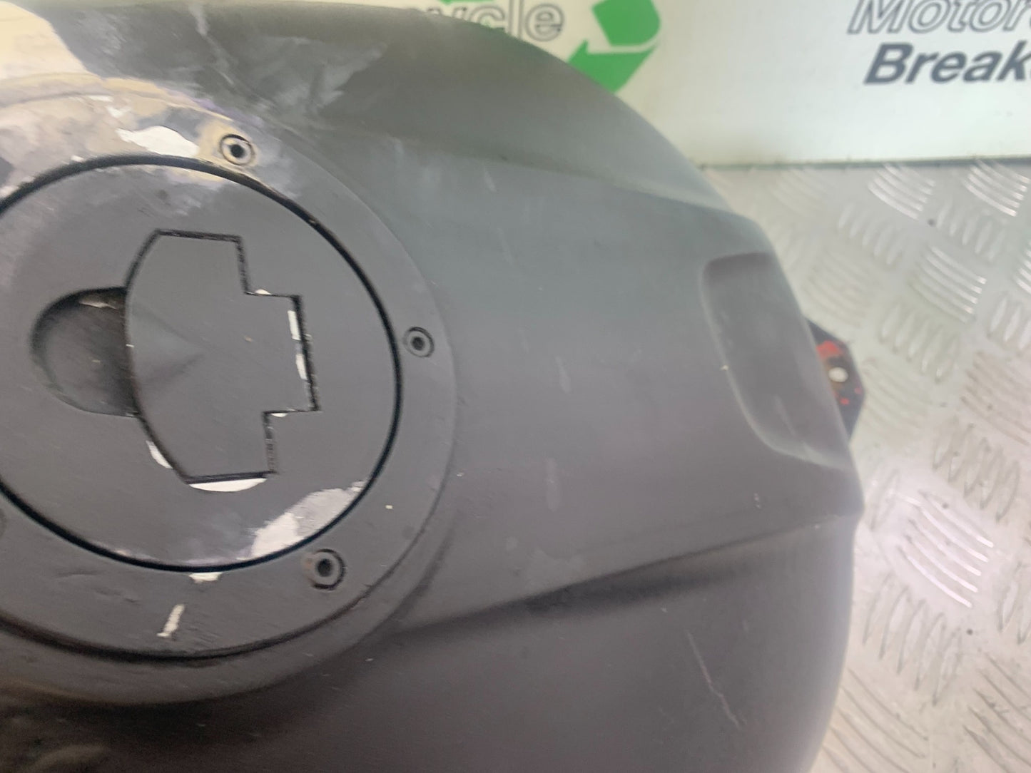 RIEJU 125 RS2 PETROL TANK YEAR 2007 (CMB1142)