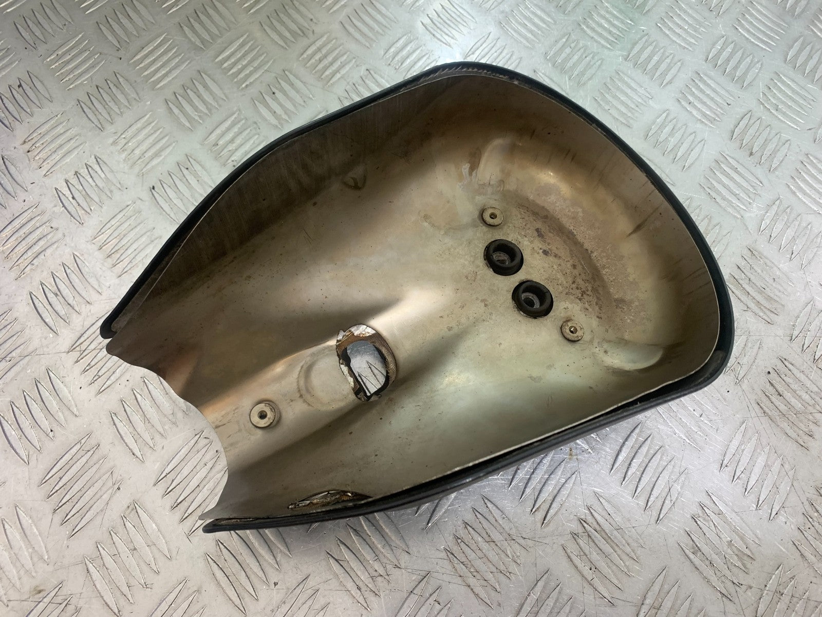 DUCATI 1299 PANIGALE EXHAUST SHIELD  YEAR 2016 (CMB 1187)