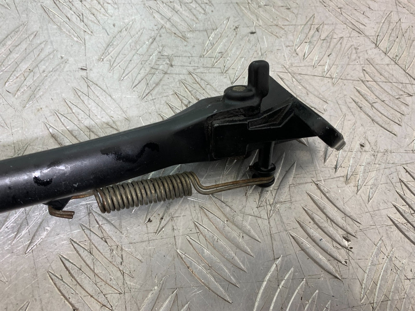 TRIUMPH 955I SPRINT RS SIDE STAND YEAR 1999-03 (CMB1313)