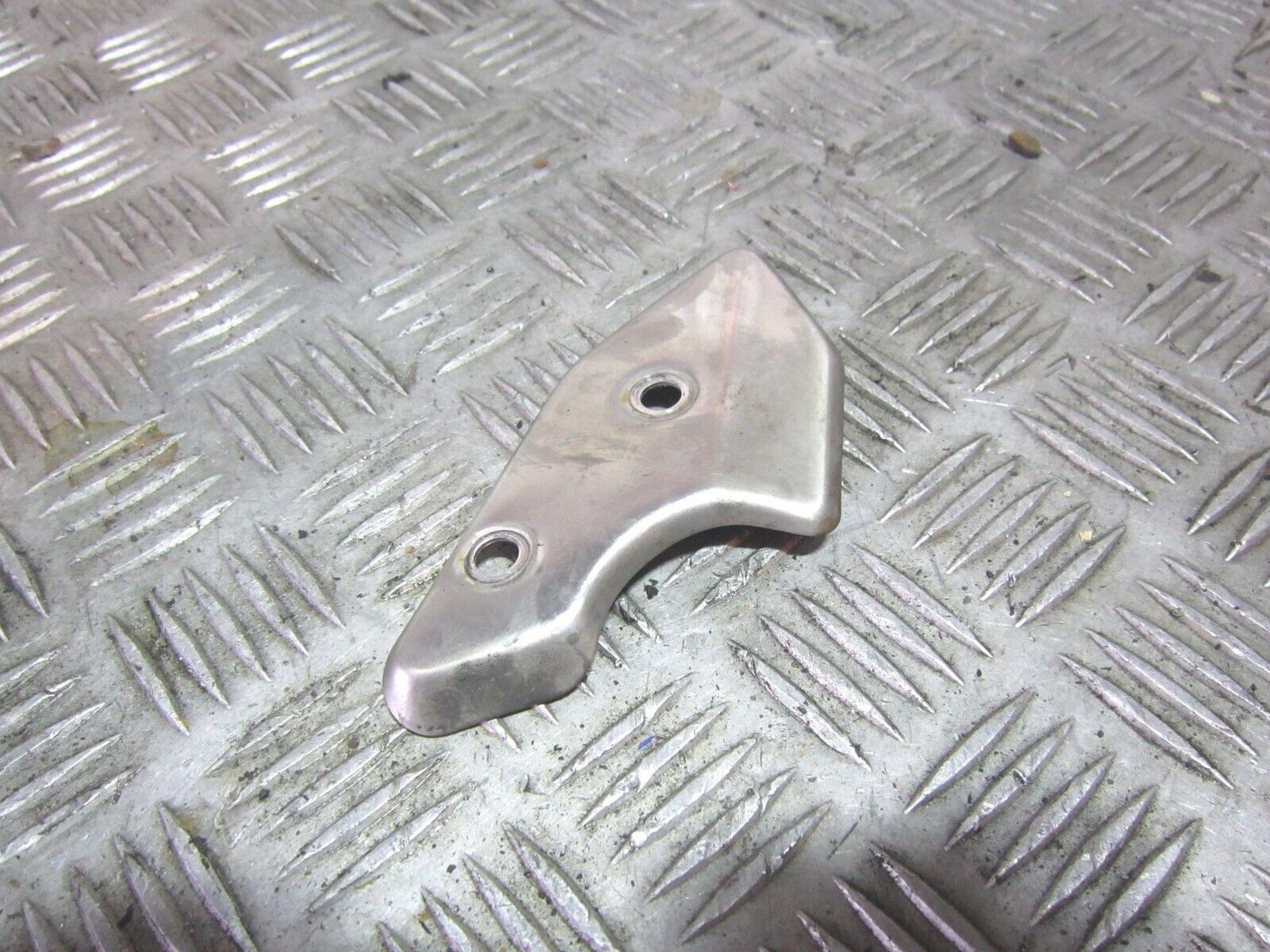 YAMAHA MT03 MT 03 MT-03 RIGHT HEEL PLATE YEAR 2006