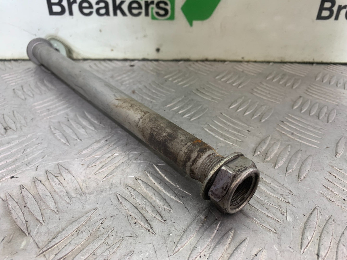 HONDA CBR1000 RR CBR 1000RR FIREBLADE SWINGARM SPINDLE 2008-2011 (CMB1179)