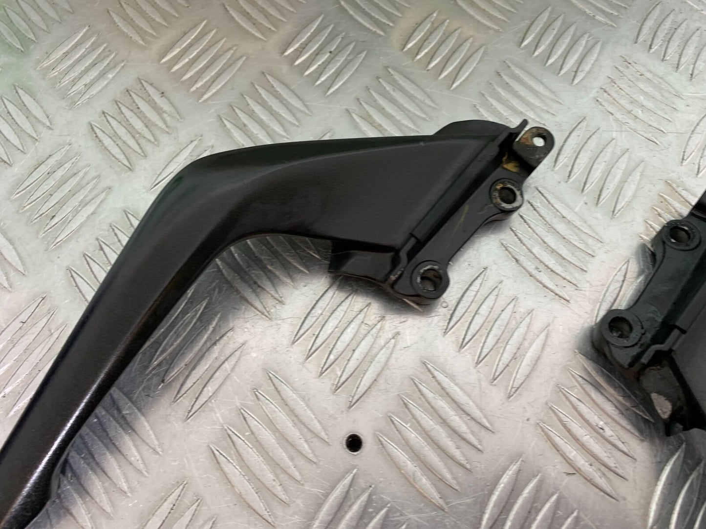 HONDA CBR500R CBR 500 R GRAB RAILS   YEAR 2012-16 (CMB1048)