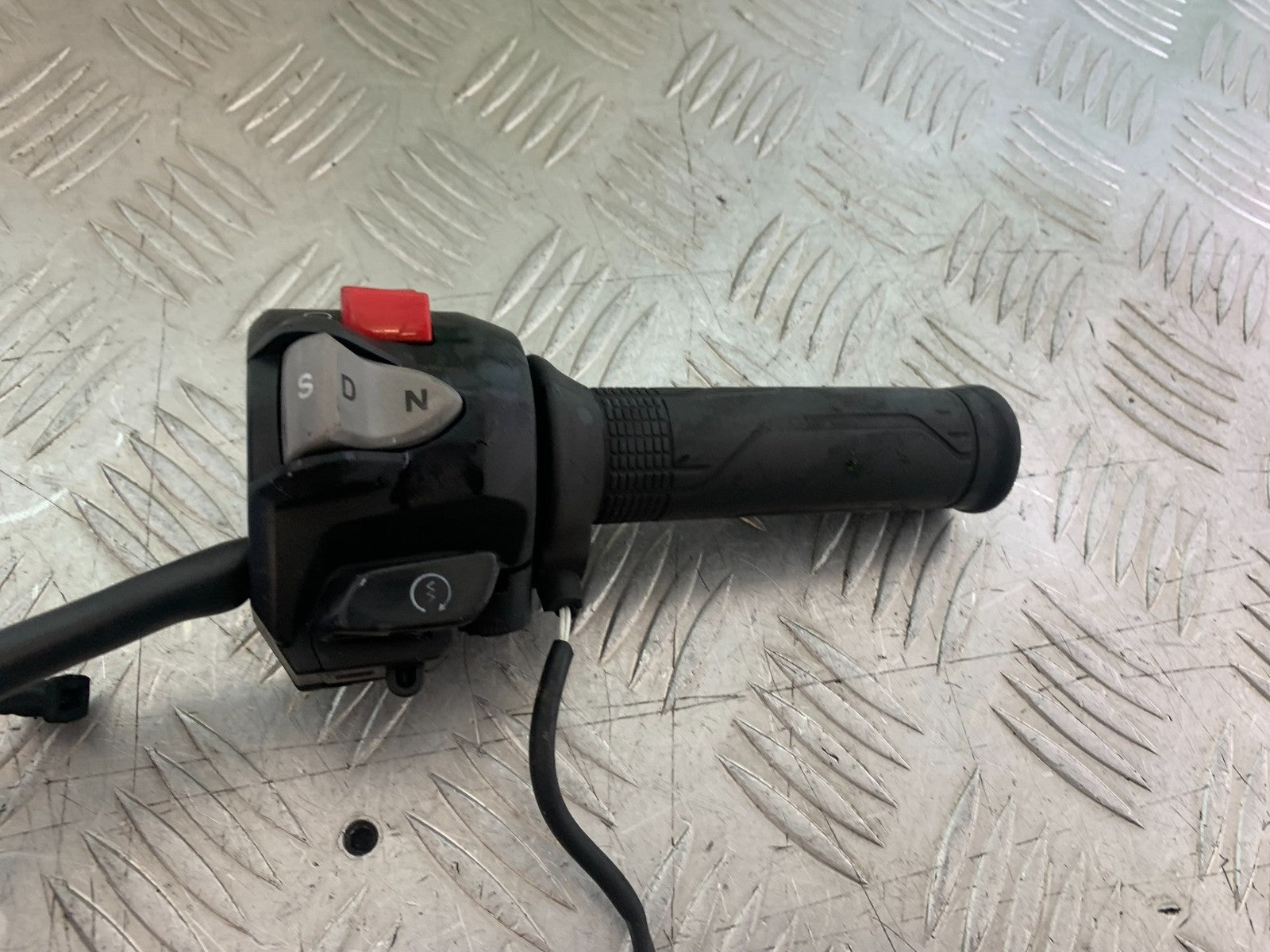 HONDA NC750 NC 750 X RIGHT SWITCH GEAR  YEAR 2019 (CMB1223)