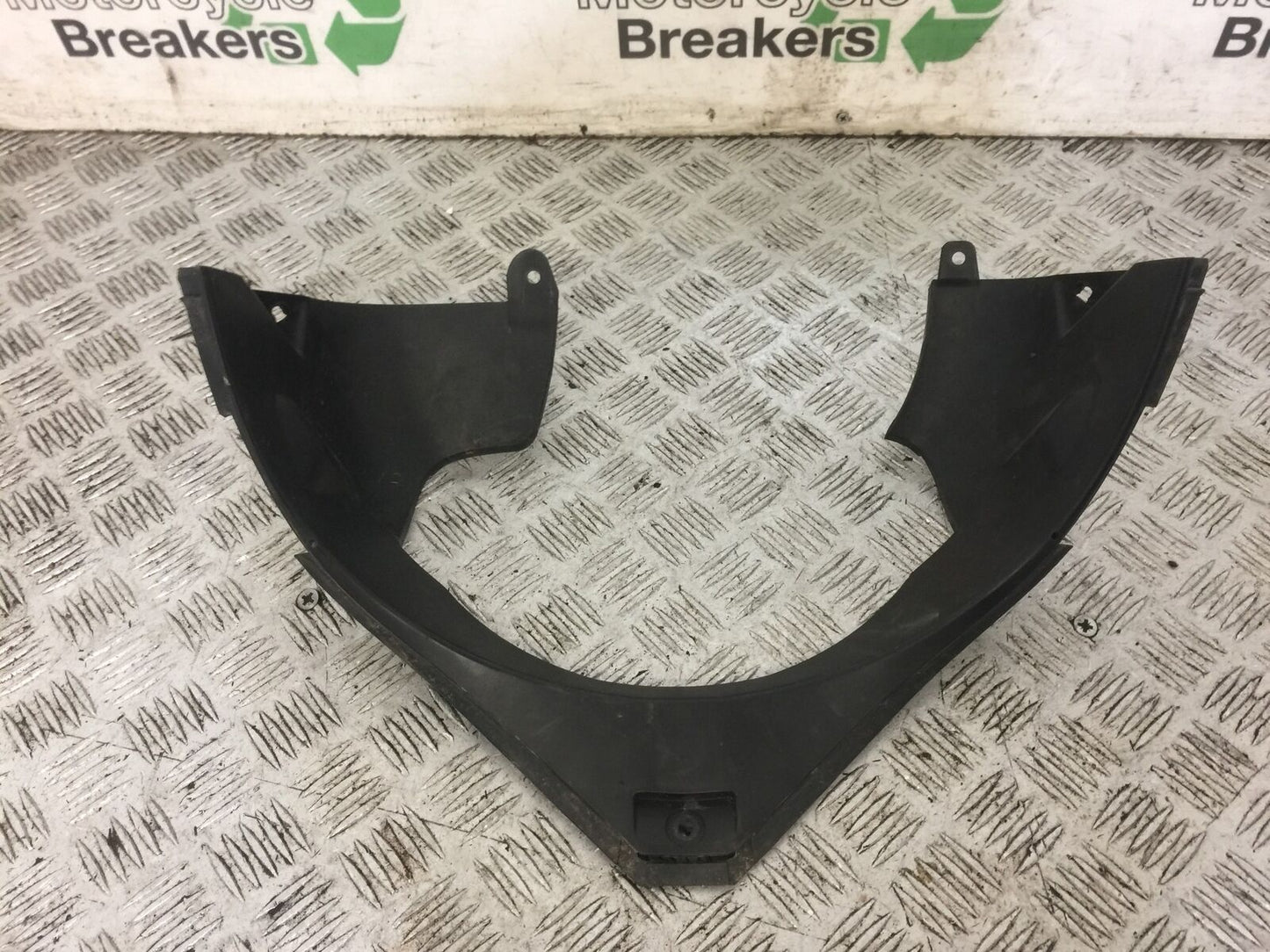 KAWASAKI J300 J 300 FAIRING V-PIECE YEAR 2015 (STOCK 711)