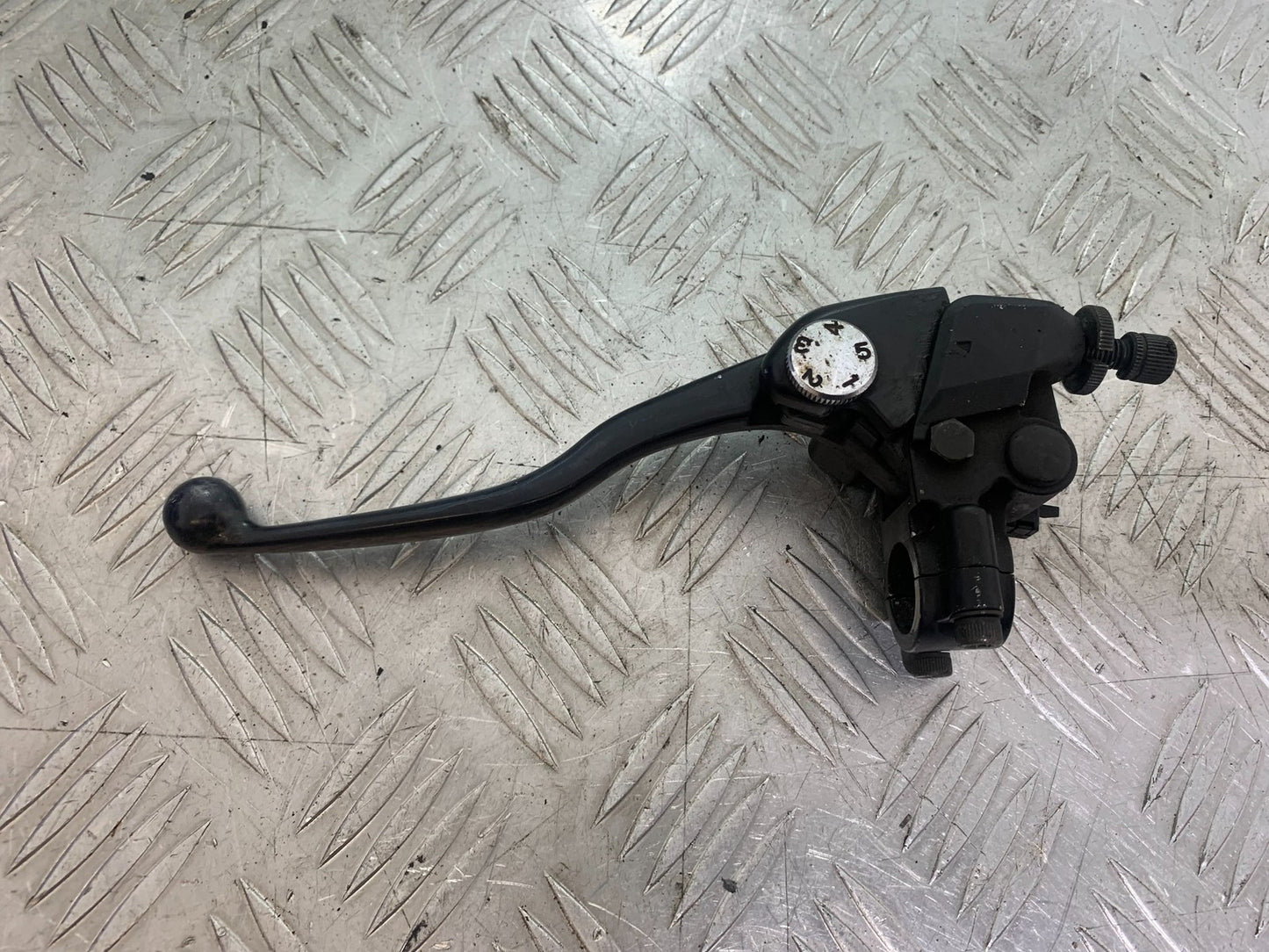 KAWASAKI ZX6R ZX6 F CLUTCH LEVER AND BRACKET  YEAR 1995-1997 (CMB1169)