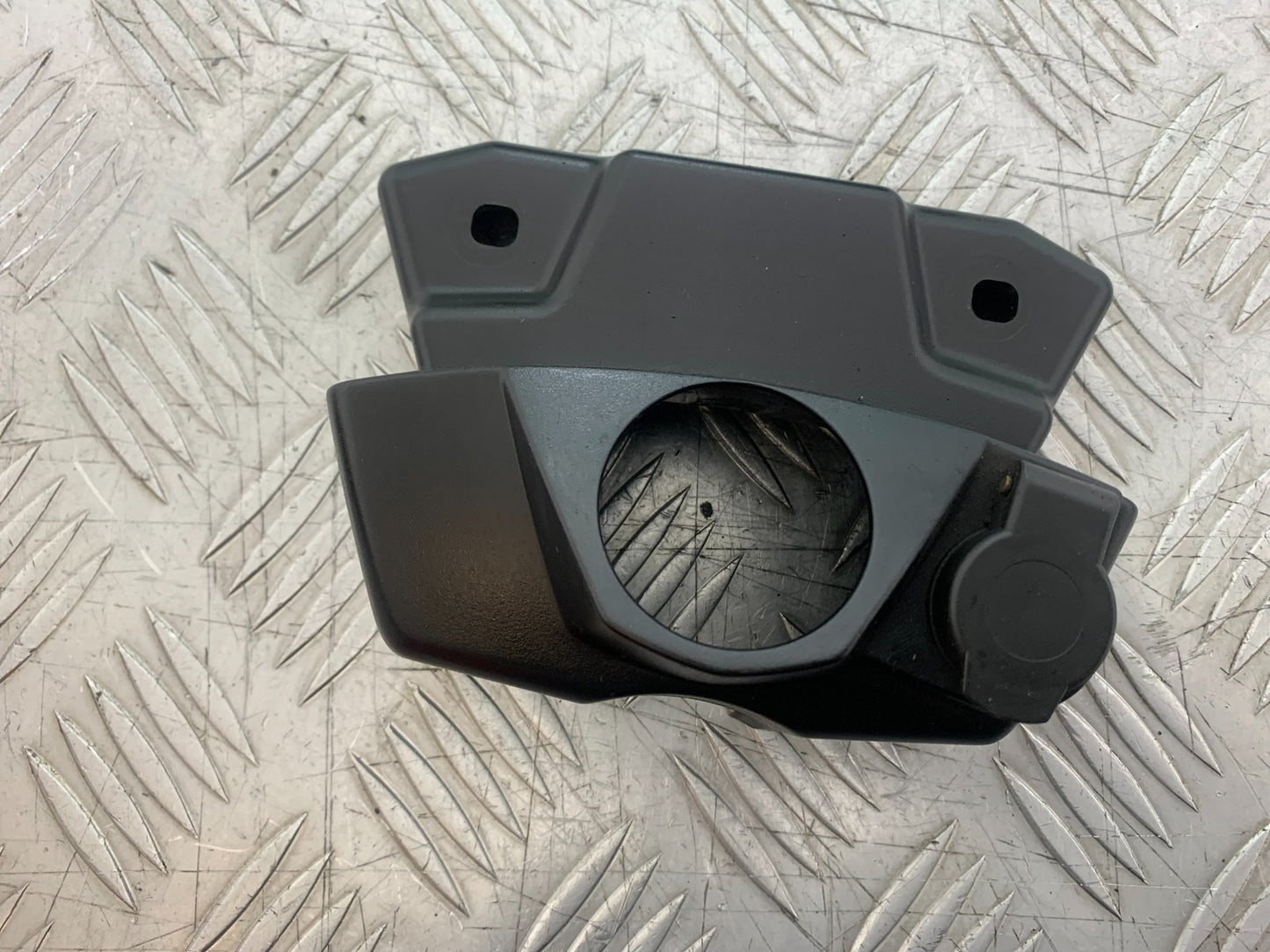 TRIUMPH TIGER 800 XRT IGNITION SWITCH COVER   2018-2020 (CMB1193)