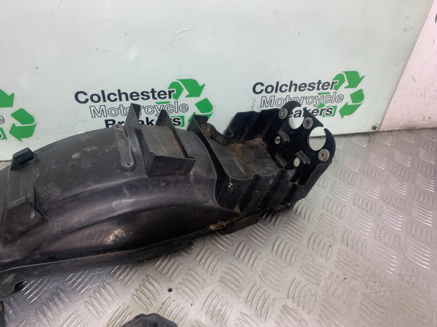 KAWASAKI ZZR1100 D REAR MUDGUARD  YEAR 1993-2001 (CMB1164)