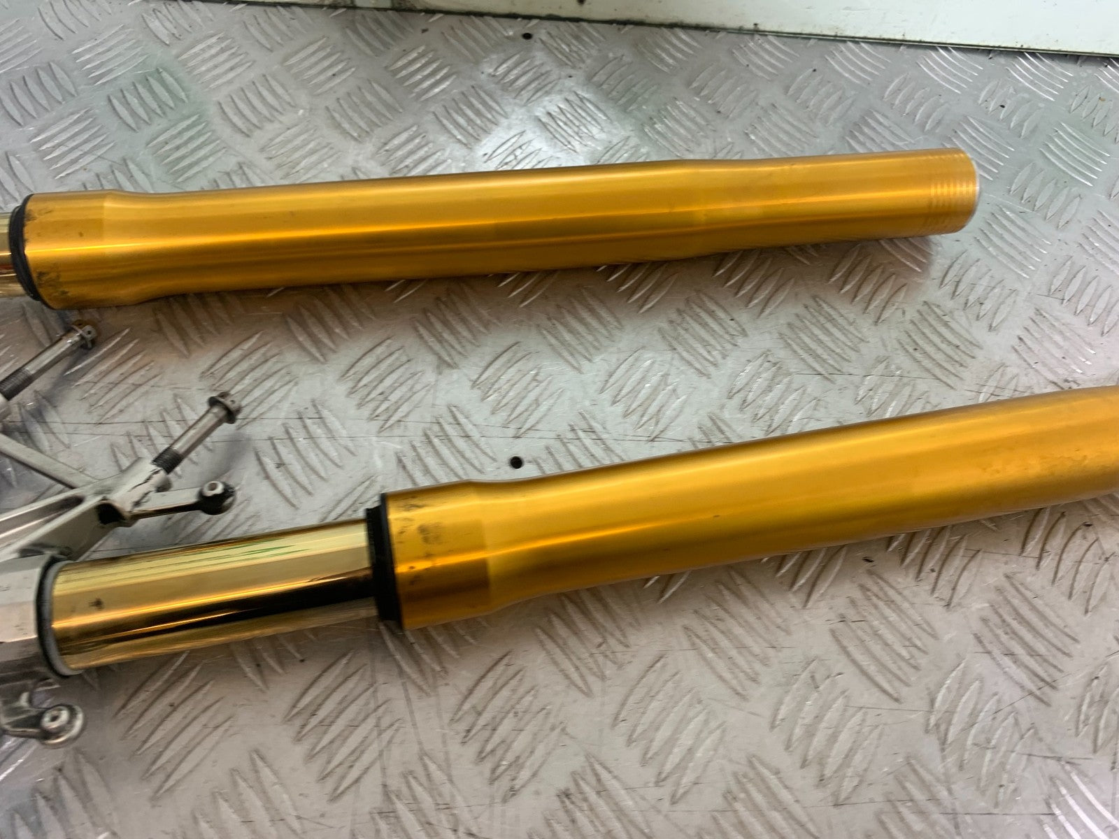 APRILIA RSV4 FACTORY OHLINS FORKS  YEAR 2009-2012 (CMB1224)