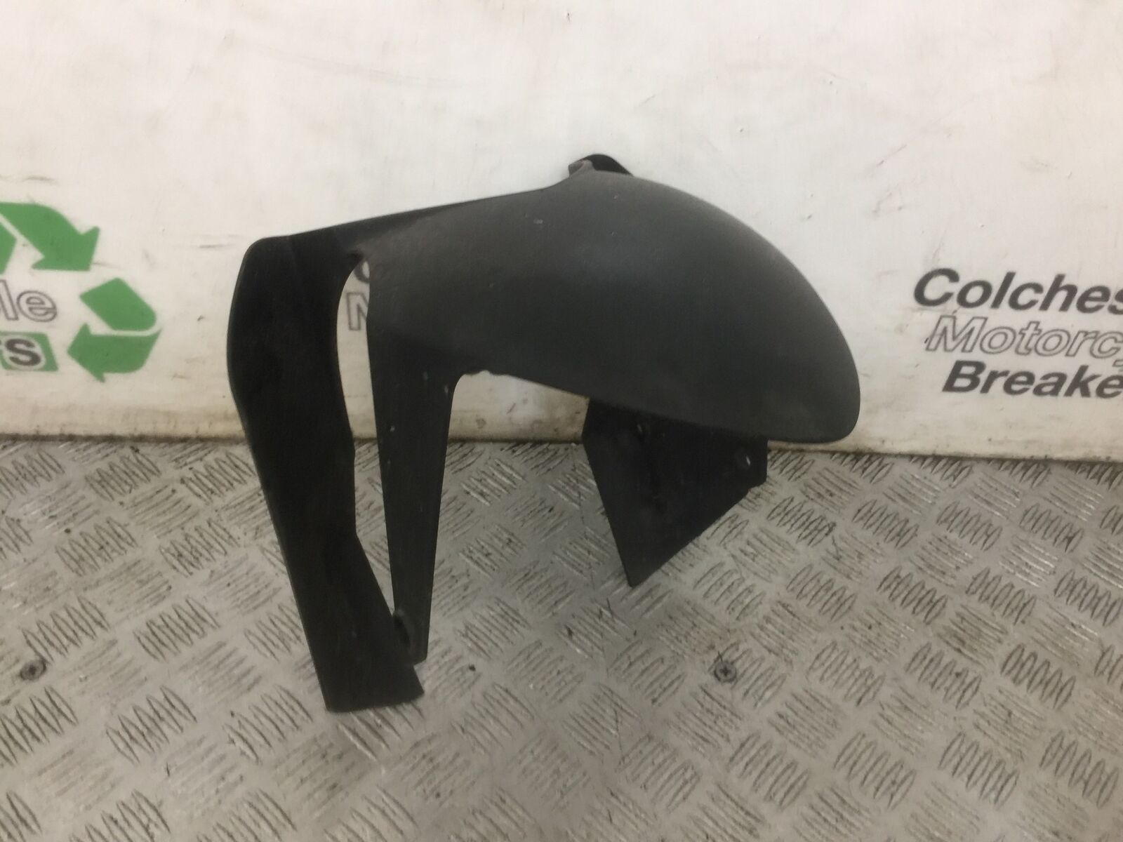 APRILIA DORSODURO 750 FACTORY FRONT MUDGUARD YEAR 2011 (STOCK 908)