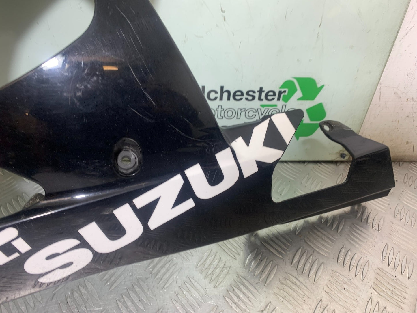 SUZUKI GSXR750 GSXR 750 K4 K5 LEFT FAIRING  2004-2005 (CMB1319)