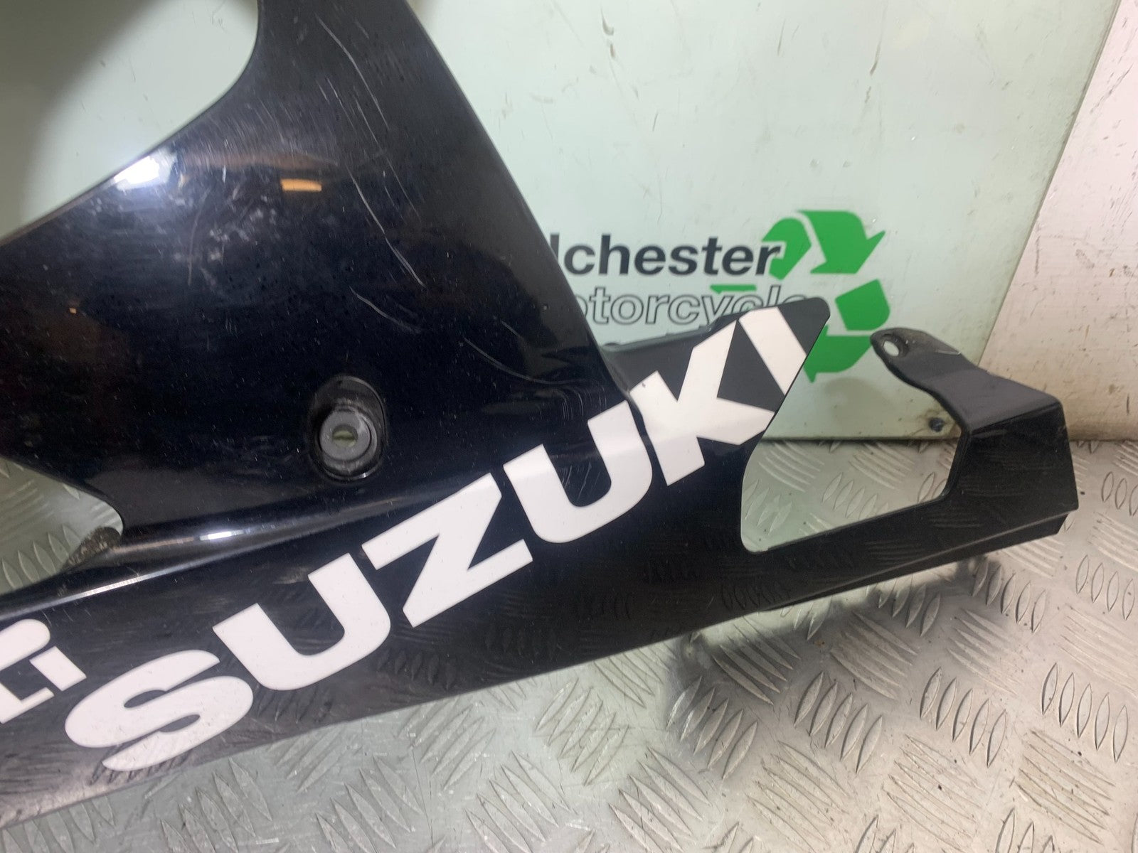 SUZUKI GSXR750 GSXR 750 K4 K5 LEFT FAIRING  2004-2005 (CMB1319)