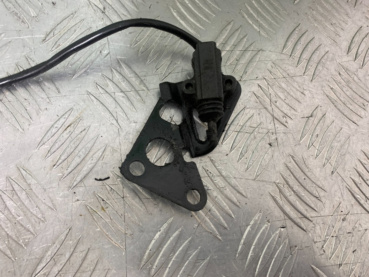 TRIUMPH 955i SPRINT ST SIDE STAND SWITCH (IN ENGINE BOX) YEAR 1999-2004