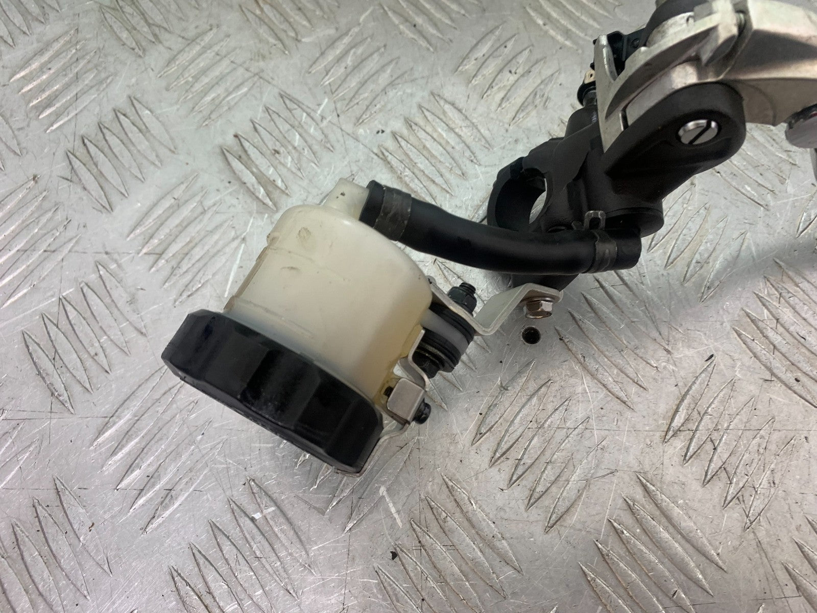 HONDA CBR1000 rr FIREBLADE FRONT BRAKE DISC   YEAR 2012-2016 (CMB1198)