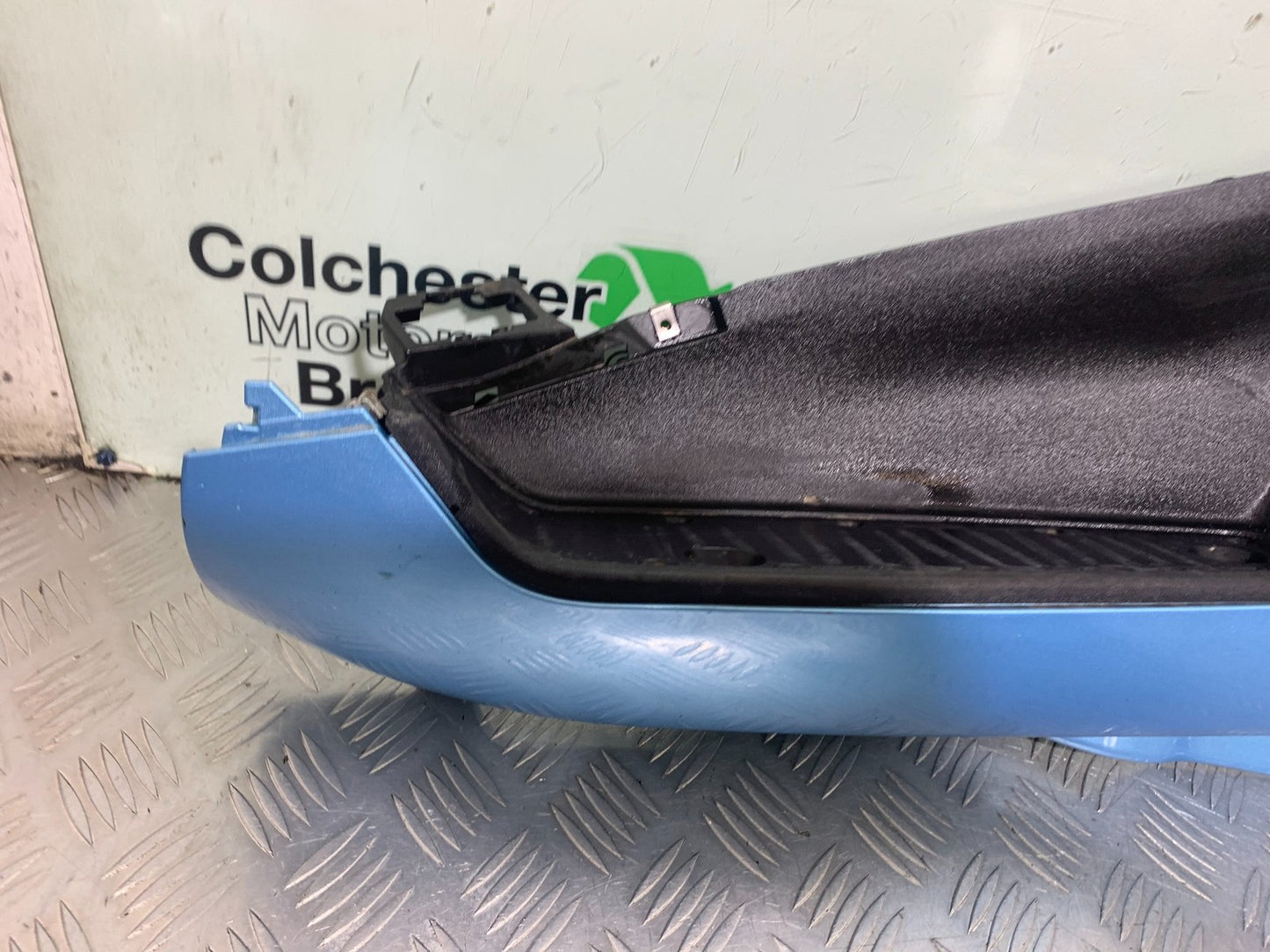 PIAGGIO MP3 250 ie LEFT FOOTBOARD YEAR 2007 (CMB1307)