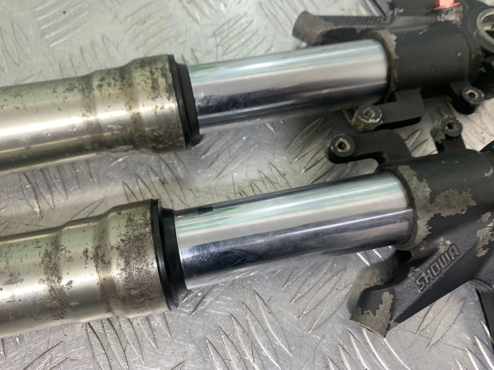 DUCATI 848 FORKS  YEAR 2008-2010 (CMB1323)