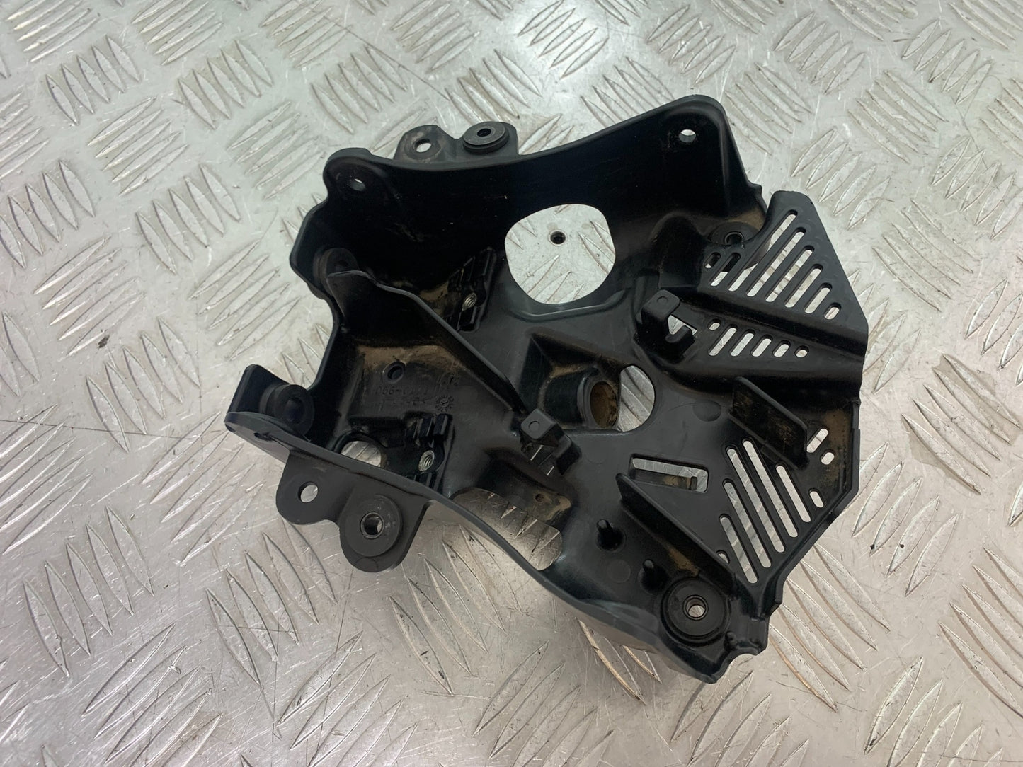 KAWASAKI ZX10R ZX 10R FRAME BRACKET   YEAR 2011-2015 (CMB1154)
