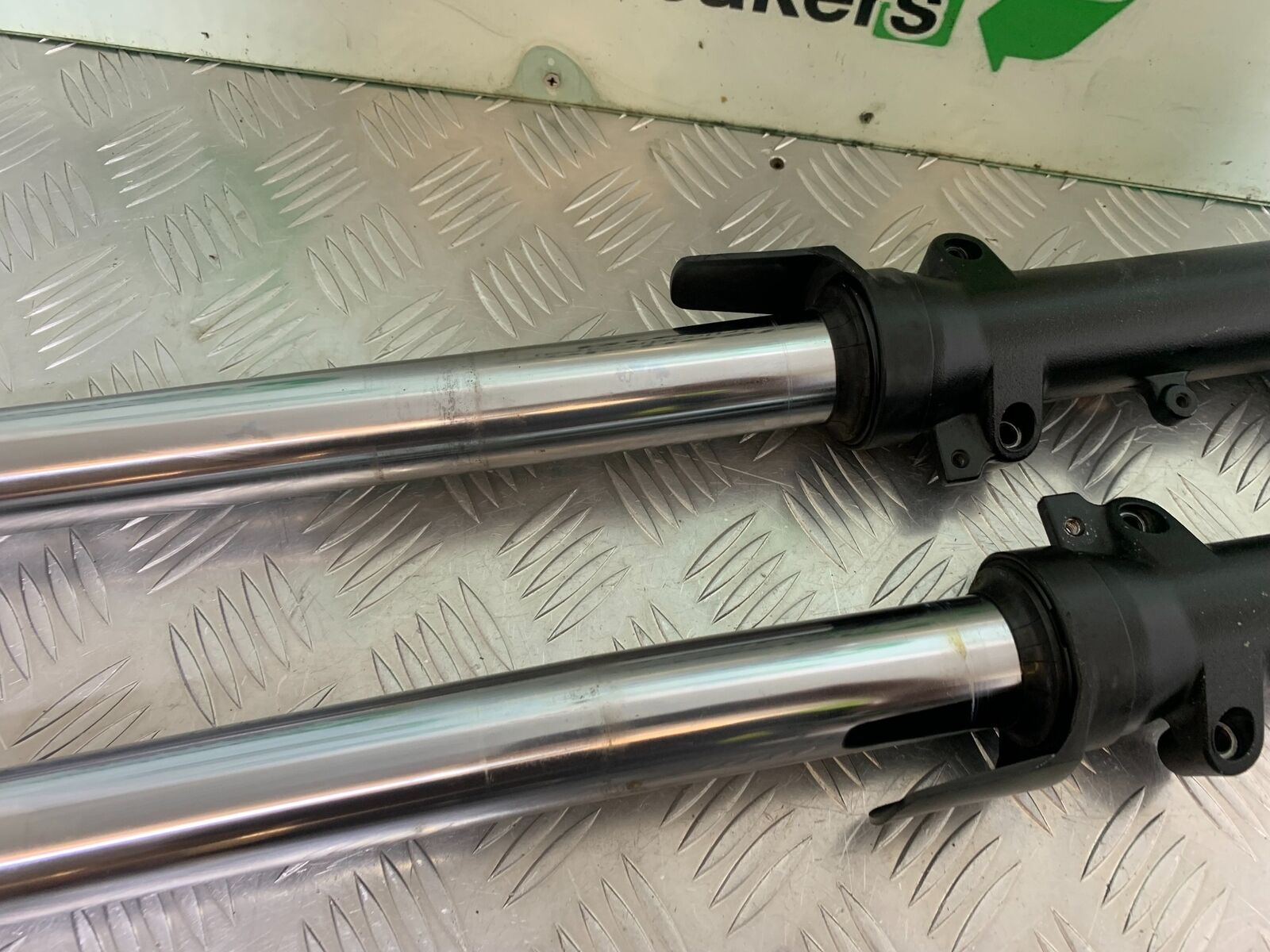 SUZUKI GSX1250 GSX 1250 FORKS (BENT)  YEAR 2013-2016  (CMB1013)