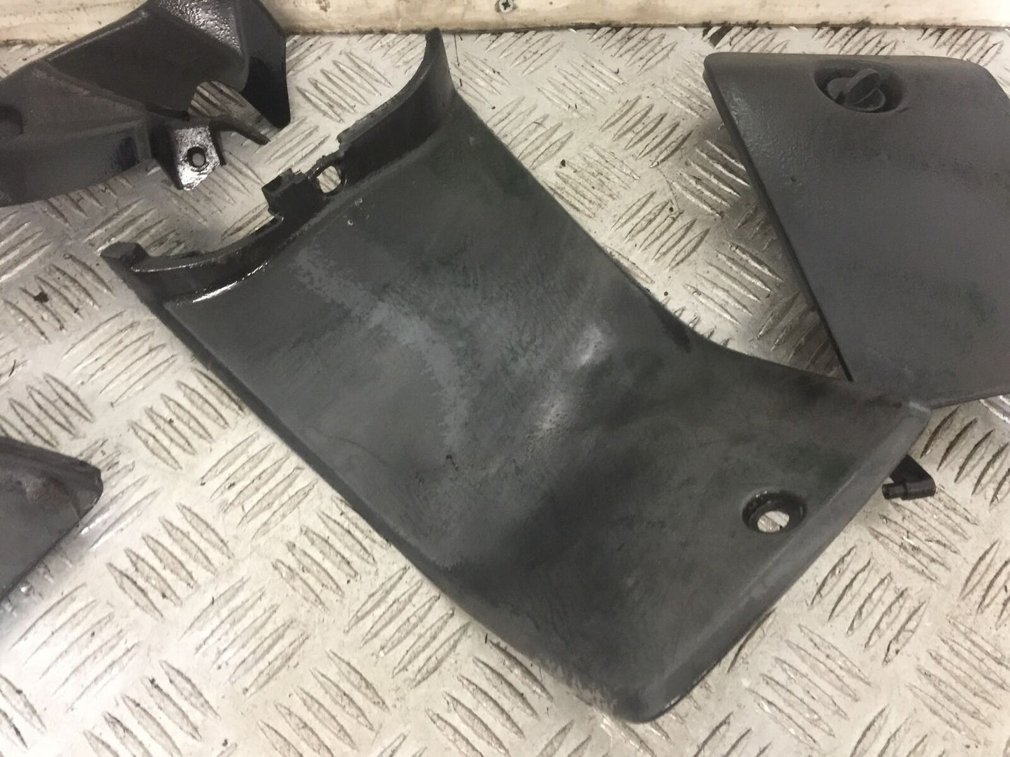 HONDA PANTHEON FES 125 INFILL PANELS YEAR 2003-2007 (STOCK 827)