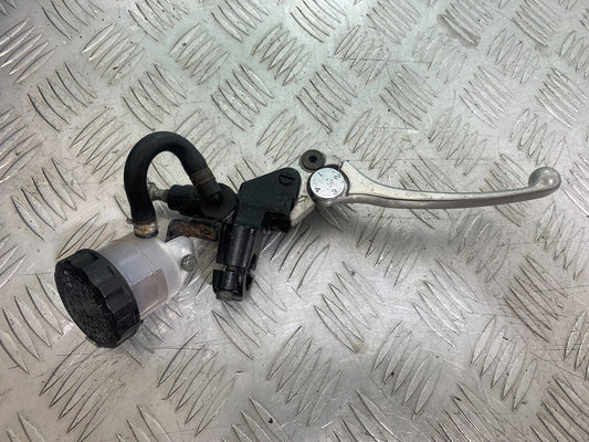 TRIUMPH 955i SPRINT ST FRONT BRAKE MASTER CYLINDER   1999-2004 (CMB1176)