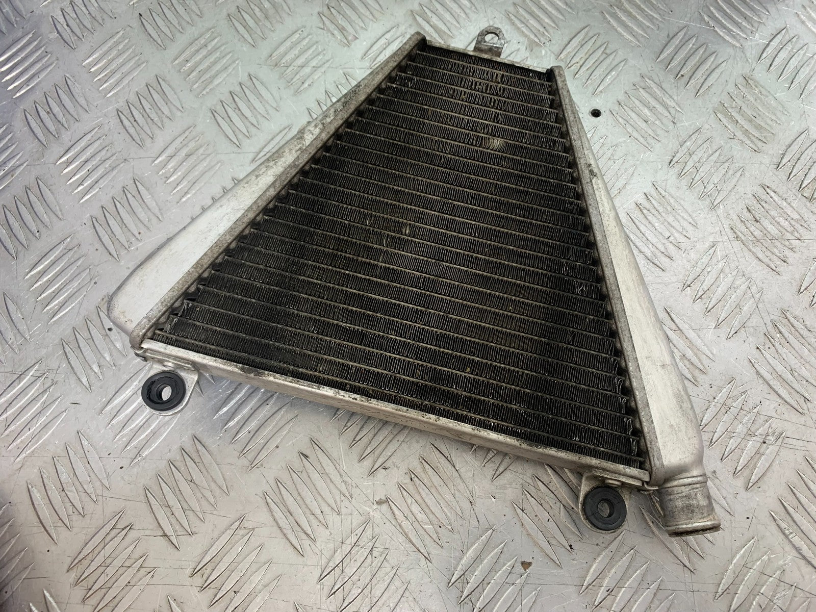 DUCATI 1299 PANIGALE LOWER RADIATOR YEAR 2016 (CMB 1187)