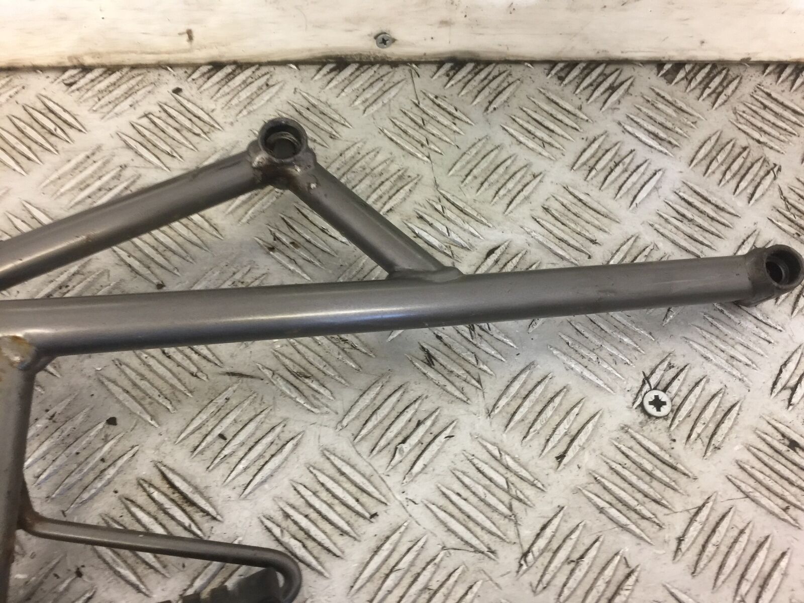 KAWASAKI 650 VERSYS LEFT REAR HANGER AND PEG  YEAR 2011 (STOCK 478) ABS