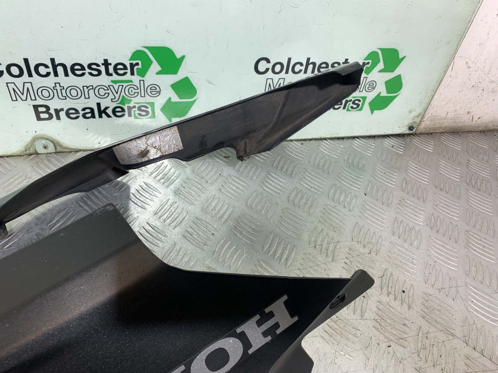 HONDA CBR1000 rr FIREBLADE BELLYPAN  2012-2016 (CMB1280)