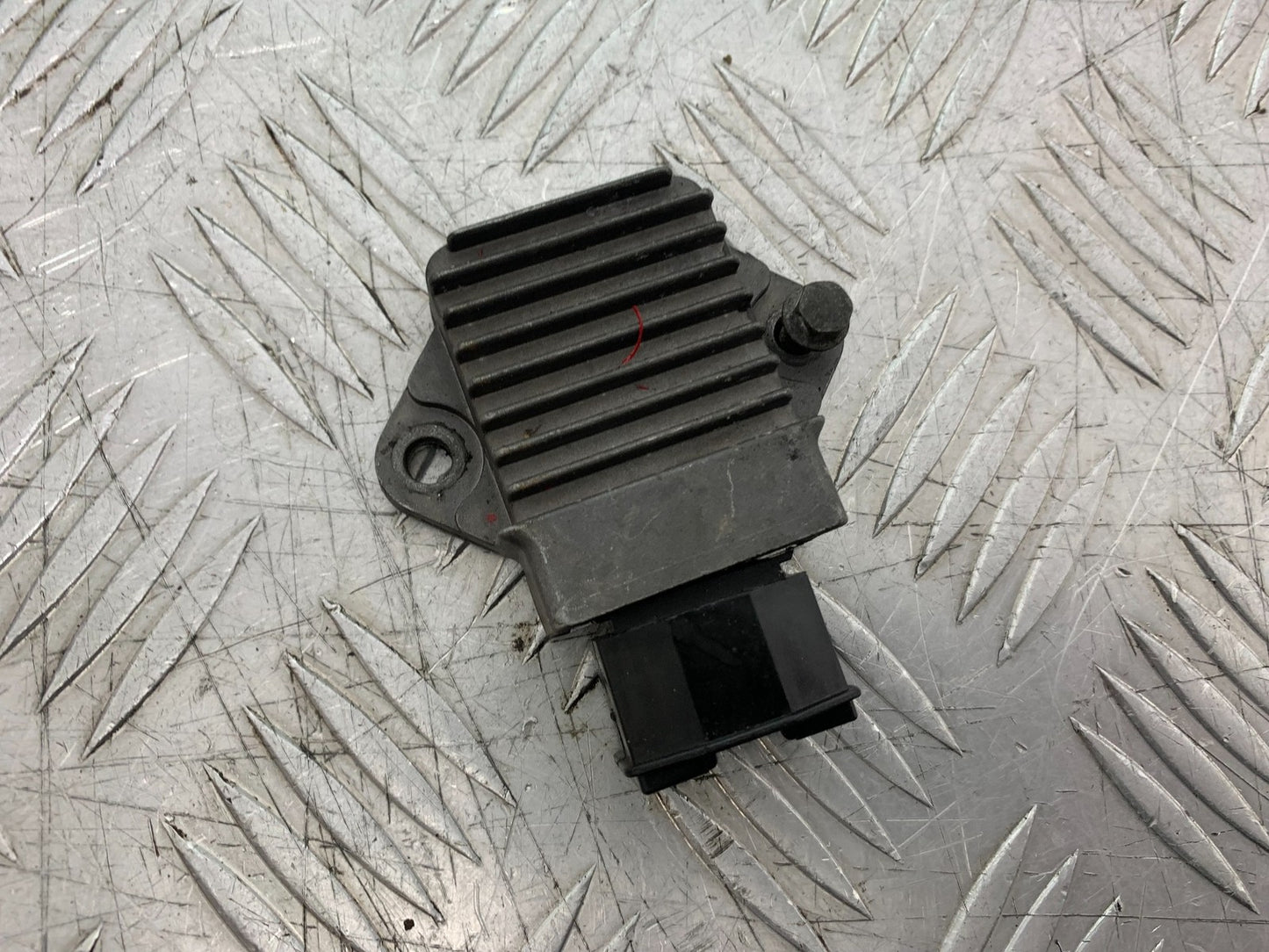 HONDA CB600 CB 600 HORNET REGULATOR   YEAR 1998-2002 (CMB1297)
