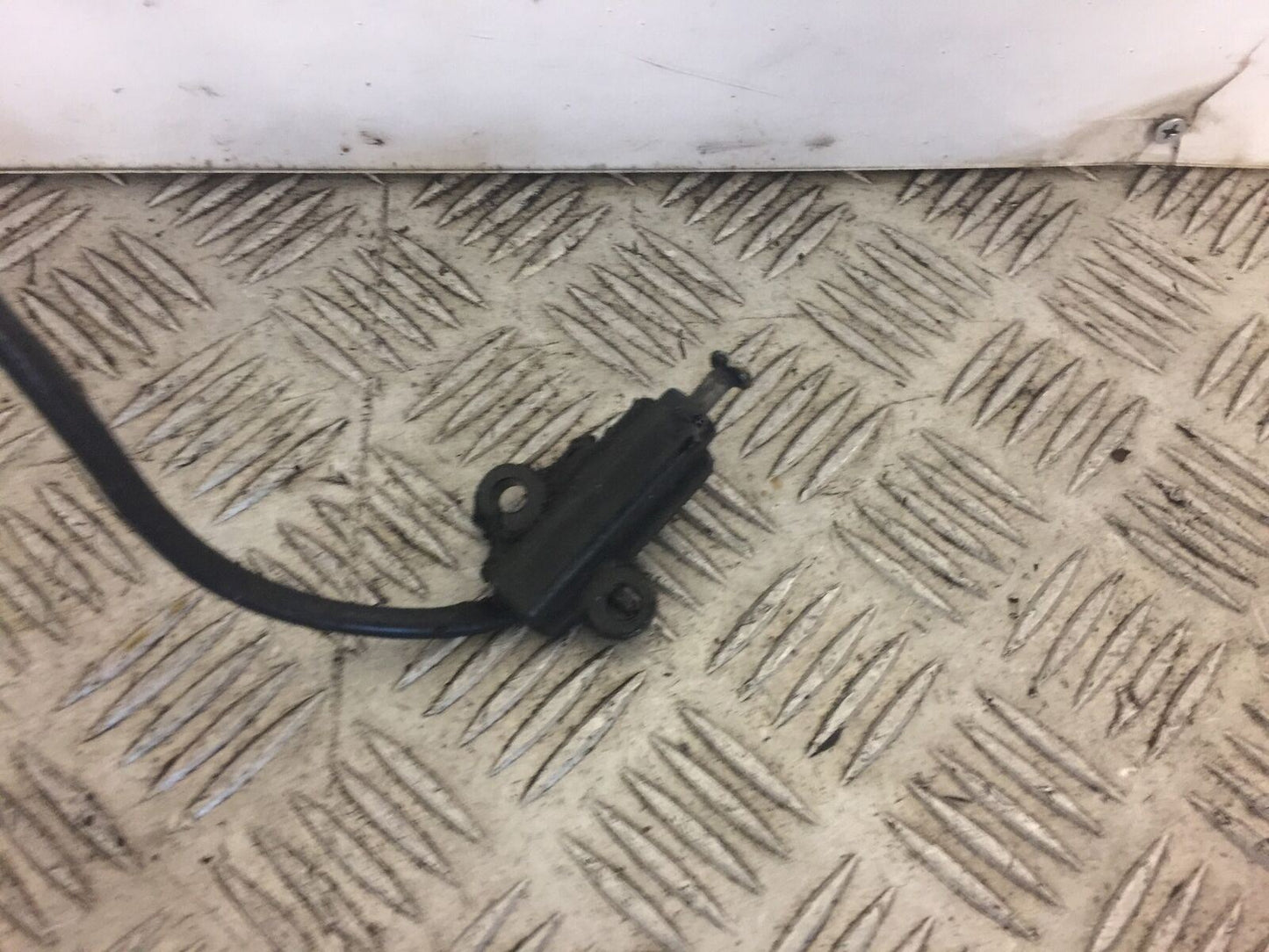 SUZUKI GSF600 GSF 600 BANDIT SIDE STAND SWITCH  YEAR 1998